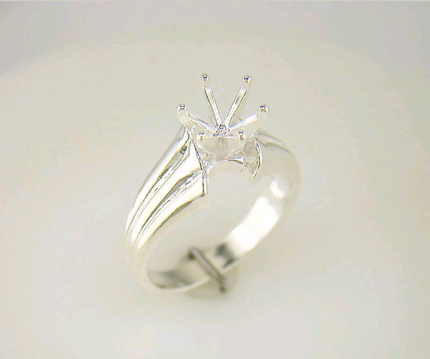 14K Gold or Sterling Silver 6-7mm Round 6 Prong V-Shaped Notched Ribbed Fashion Ring Setting - Size 7 (Perfect for Engagement Rings, Wedding Bands & Jewelry Making)
