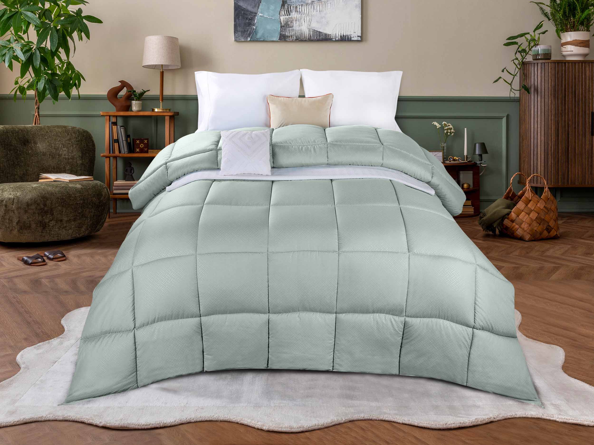 Luxury Basketweave Plush Down Alternative Comforter - Hypoallergenic & Breathable All-Season Bedding for Master Bedroom, Guest Room & Dorm