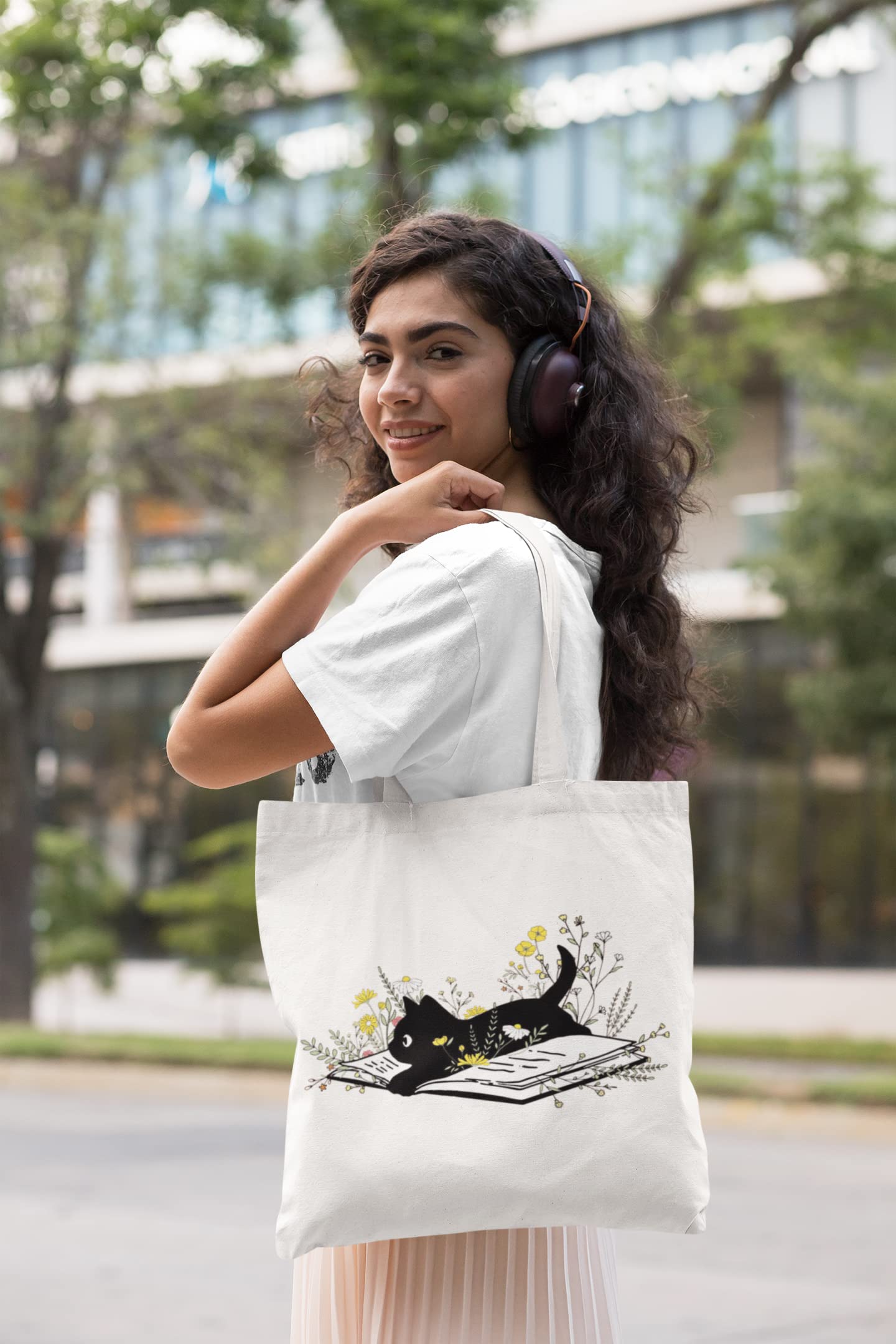 Stylish Canvas Tote Bag for Women with Inner Pocket - Eco-Friendly Reusable Grocery & Shopping Bag - Perfect for Daily Use, Beach, Work & Travel