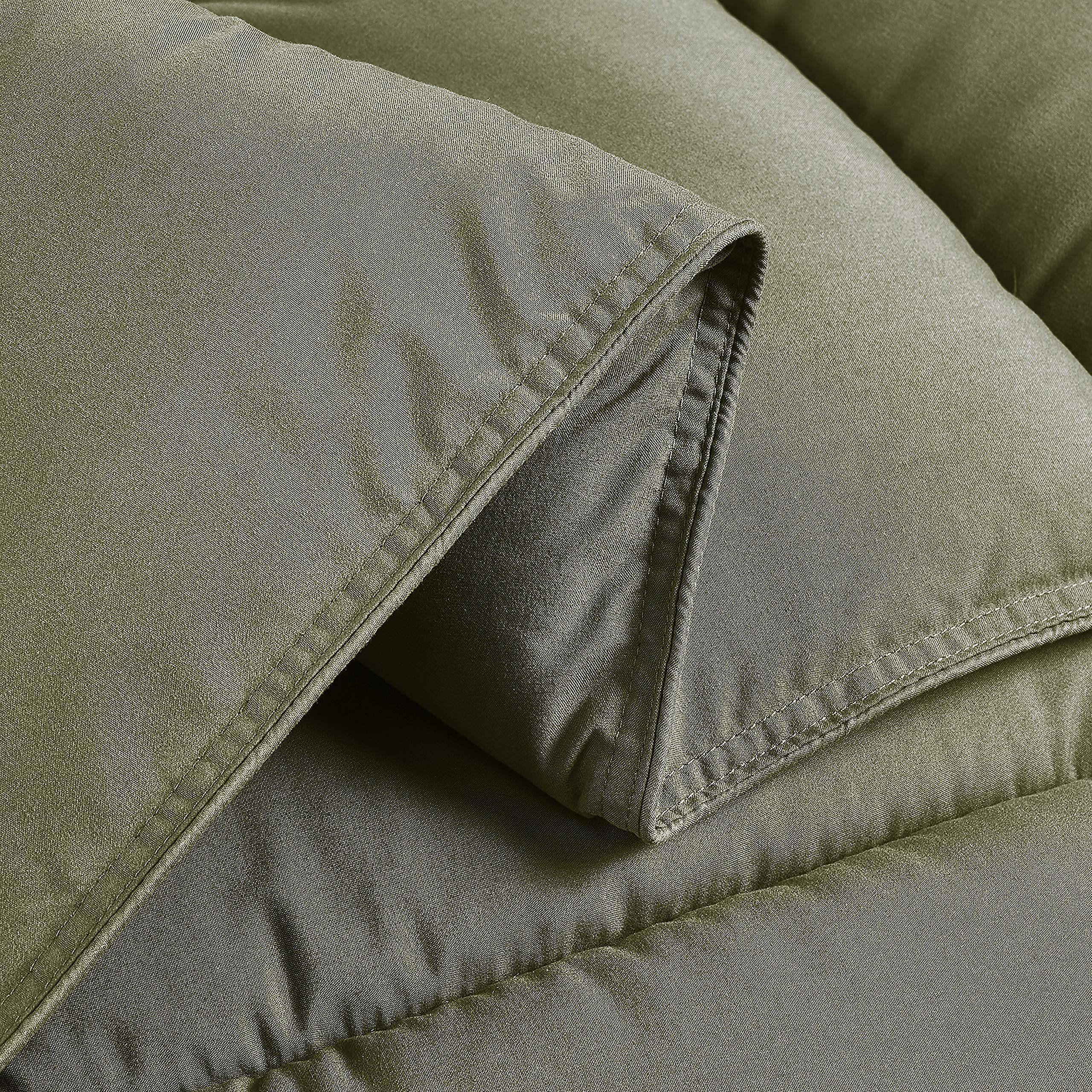 Premium 100% Cotton Oversized Queen Comforter Set - 500 GSM Ultra Soft & Fluffy Winter Blanket with Corner Tabs & Box Stitching (3-Piece Set with 2 Pillow Shams) | All-Season Warmth for Cozy Bedroom Decor in Sage Green