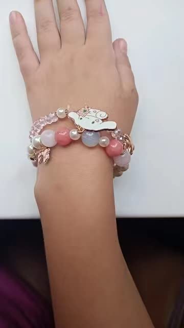 NIQIPOK Cute Cartoon Kawaii Crystal Bead Bracelet - Elastic Beaded Friendship Bracelets for Women & Girls - Anime Matching Relationship Bracelet - Perfect Gift for Best Friends, Birthday & Everyday Wear