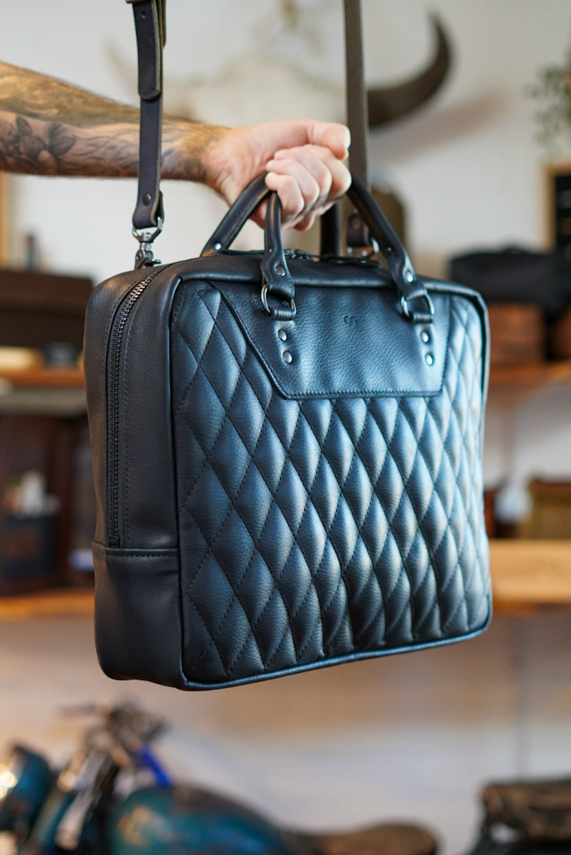 Premium Business Bag for Men & Women - Diamond Stitch Design in Pebbled Black Leather - Perfect for Office, Travel & Professional Meetings