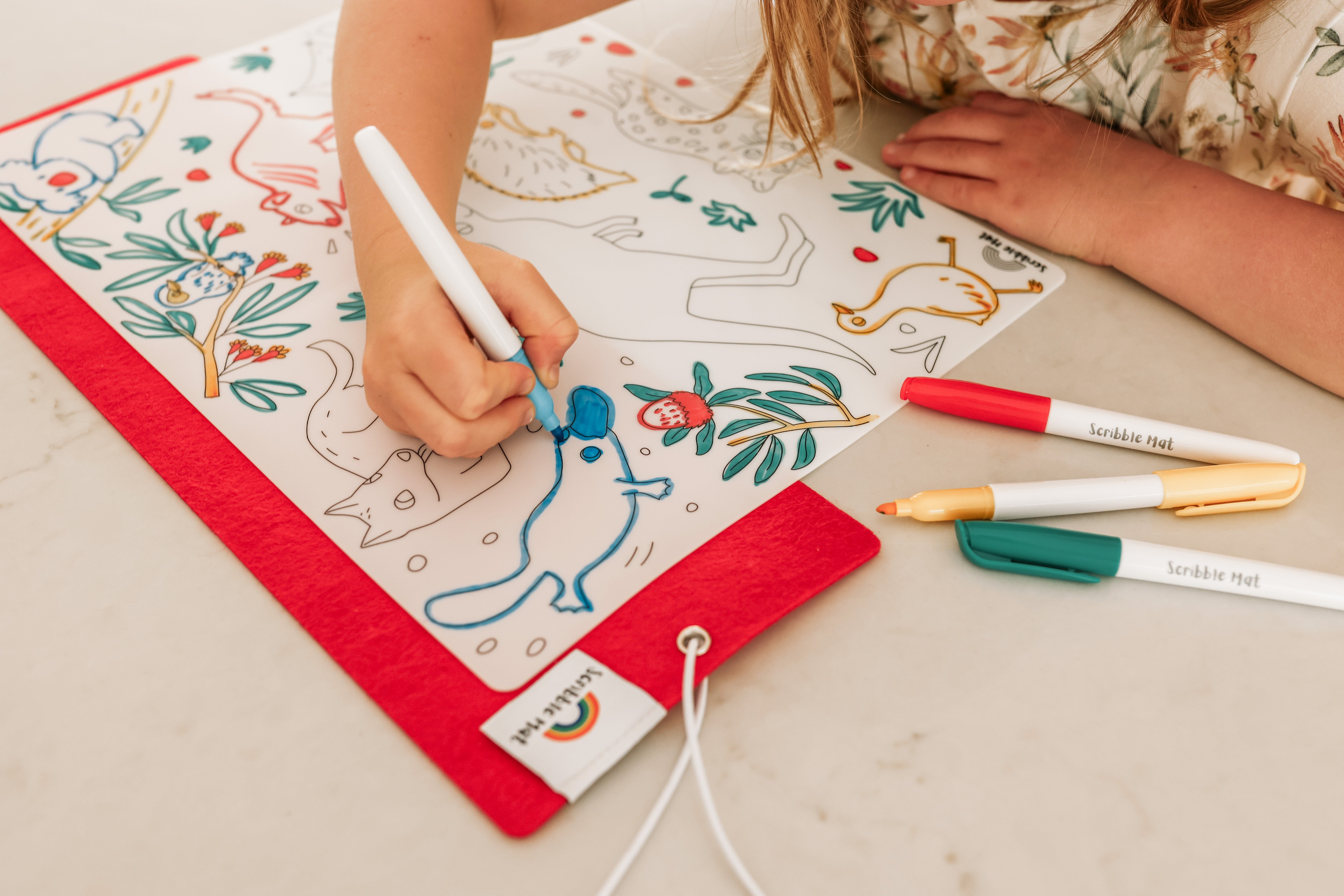 Scribble Mat with 12 Washable Pens & Felt Pencil Case - Reusable Kids Drawing Mat for Travel, Restaurants & Home Play - Perfect Toddler Activity Toy for Car Rides & Airplane Trips