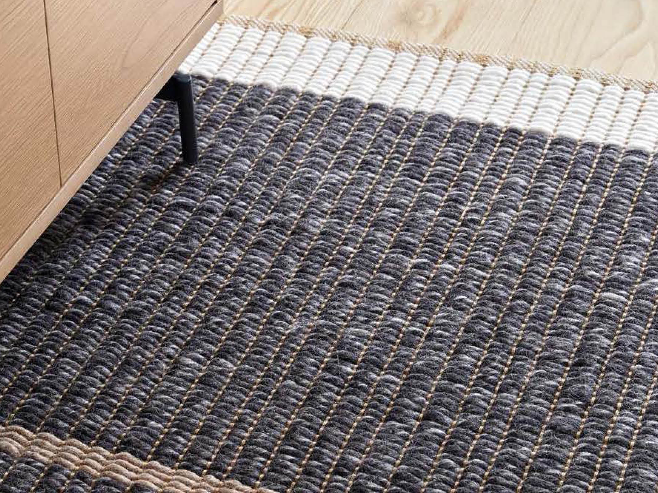 Charlotte Lancelot Reversible Rug - Soft & Durable Non-Slip Area Rug for Living Room, Bedroom, Nursery - Easy to Clean Home Decor for Modern & Bohemian Style Interiors