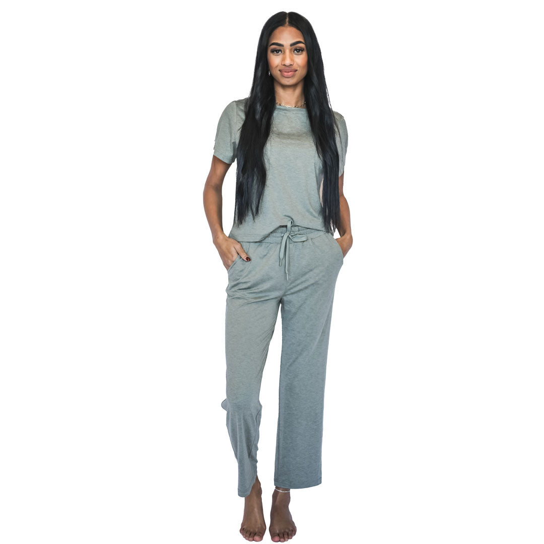 Stylish Boxy Crop Tee - Trendy Oversized Short Sleeve T-Shirt for Women | Perfect for Casual Outfits, Summer Wear & Street Style
