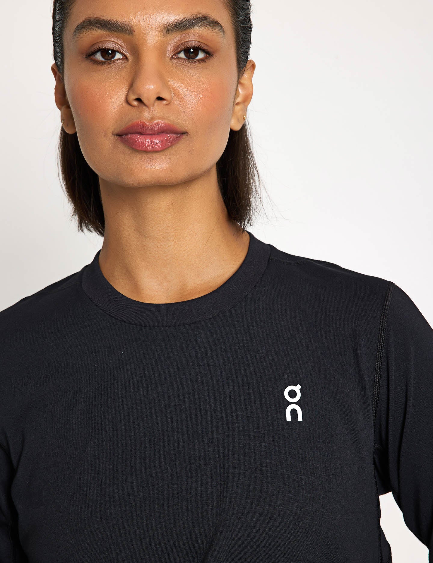 Black High-Waisted Long Train Yoga Crop Top for Women - Perfect for Workouts, Running & Gym Sessions