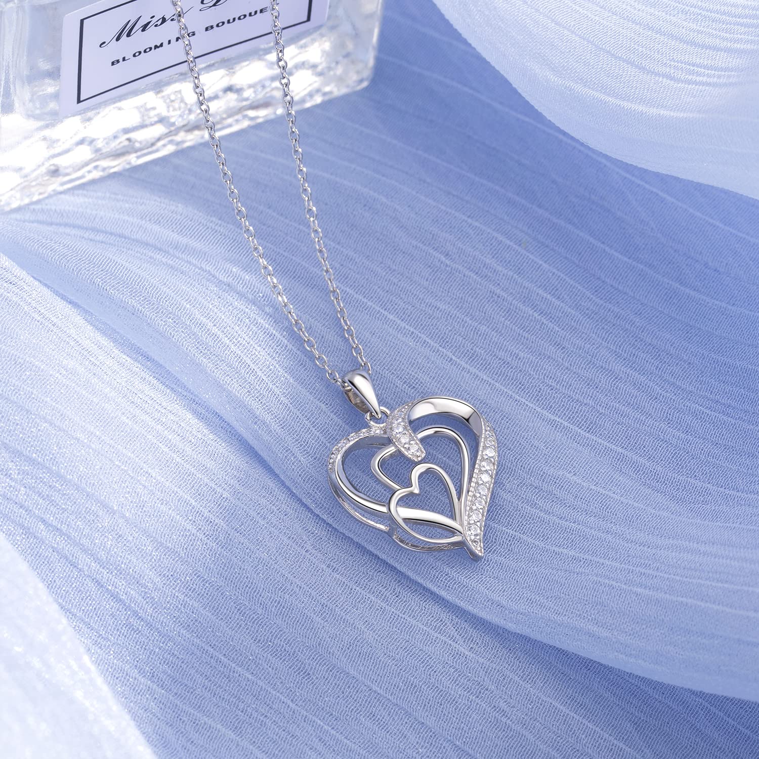 18K White Gold Filled 925 Sterling Silver Heart Necklace - Thoughtful Birthday Gift for Grandma from Grandchildren | Elegant Jewelry for Mother's Day, Anniversary & Special Occasions