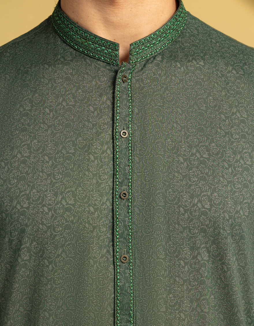 Stylish Cotton Green Kurta by J. Junaid Jamshed - Comfortable Traditional Pakistani Wear for Men - Perfect for Eid, Weddings & Casual Outings