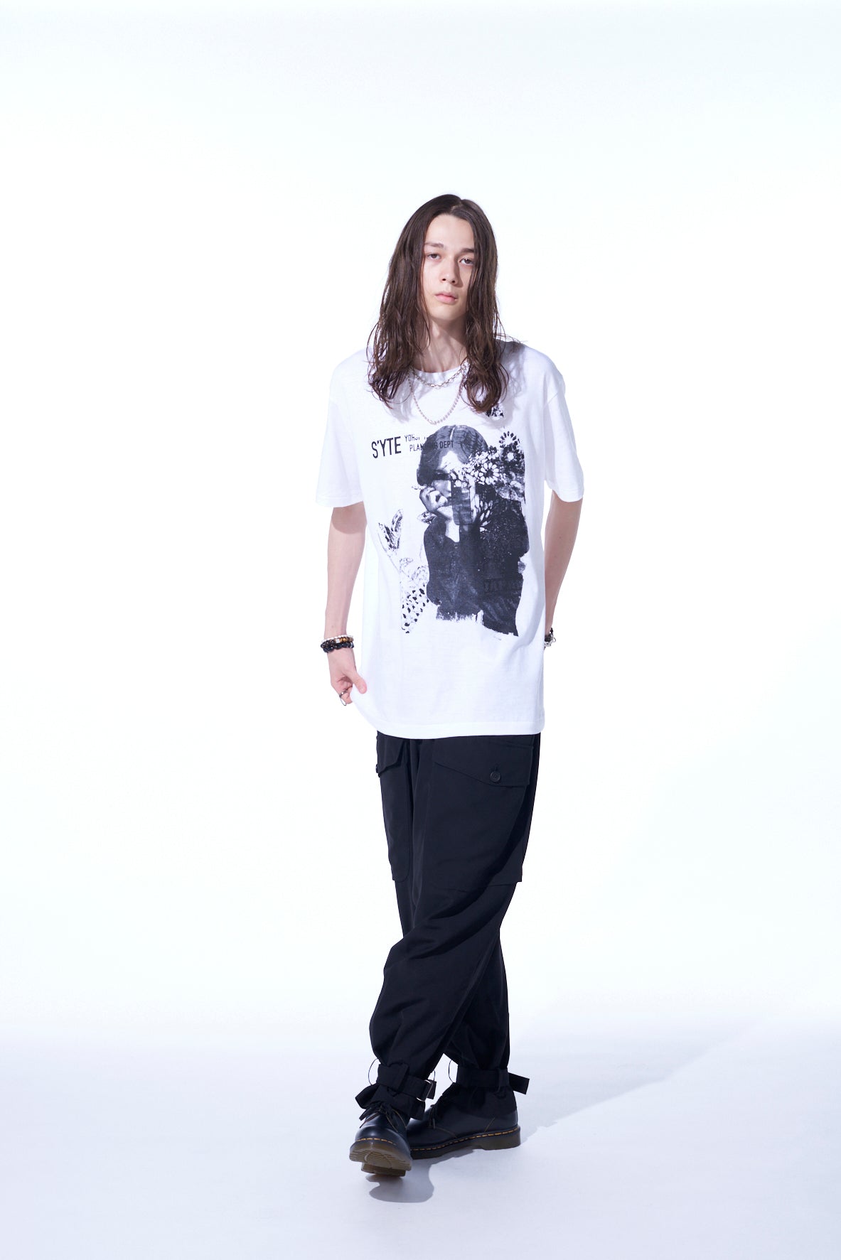 Trendy Graphic T-Shirt with Cigarettes & Butterflies Print - Stylish Casual Wear for Men & Women - Perfect for Streetwear, Concerts, and Everyday Outfits