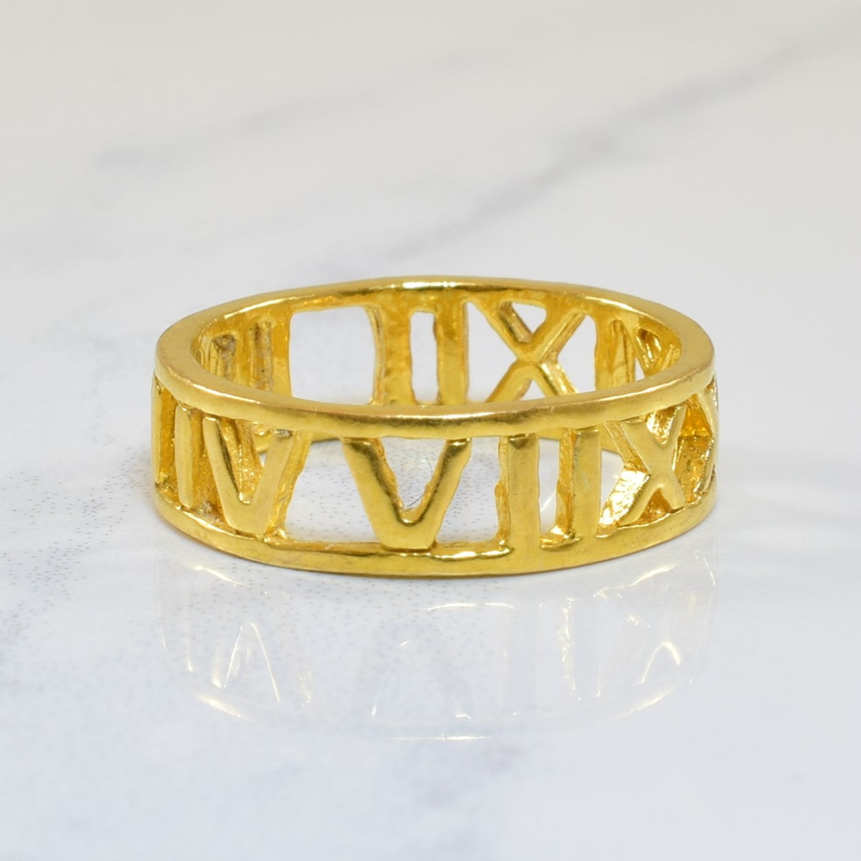 22K Yellow Gold Roman Numeral Ring for Women - Size 4 - Elegant Stackable Band for Anniversary, Wedding, or Gift (Perfect for Engagements, Birthdays & Special Occasions)
