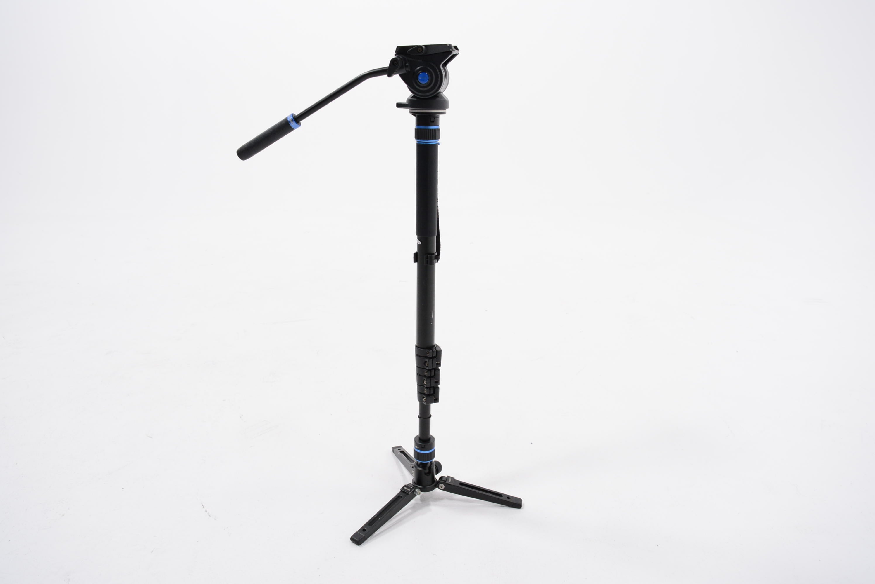 Benro MCT38AF Connect Video Aluminum Monopod with Flip Locks - Lightweight & Adjustable Camera Stand for DSLR, Mirrorless, and Video Cameras - Perfect for Travel, Sports, and Outdoor Photography