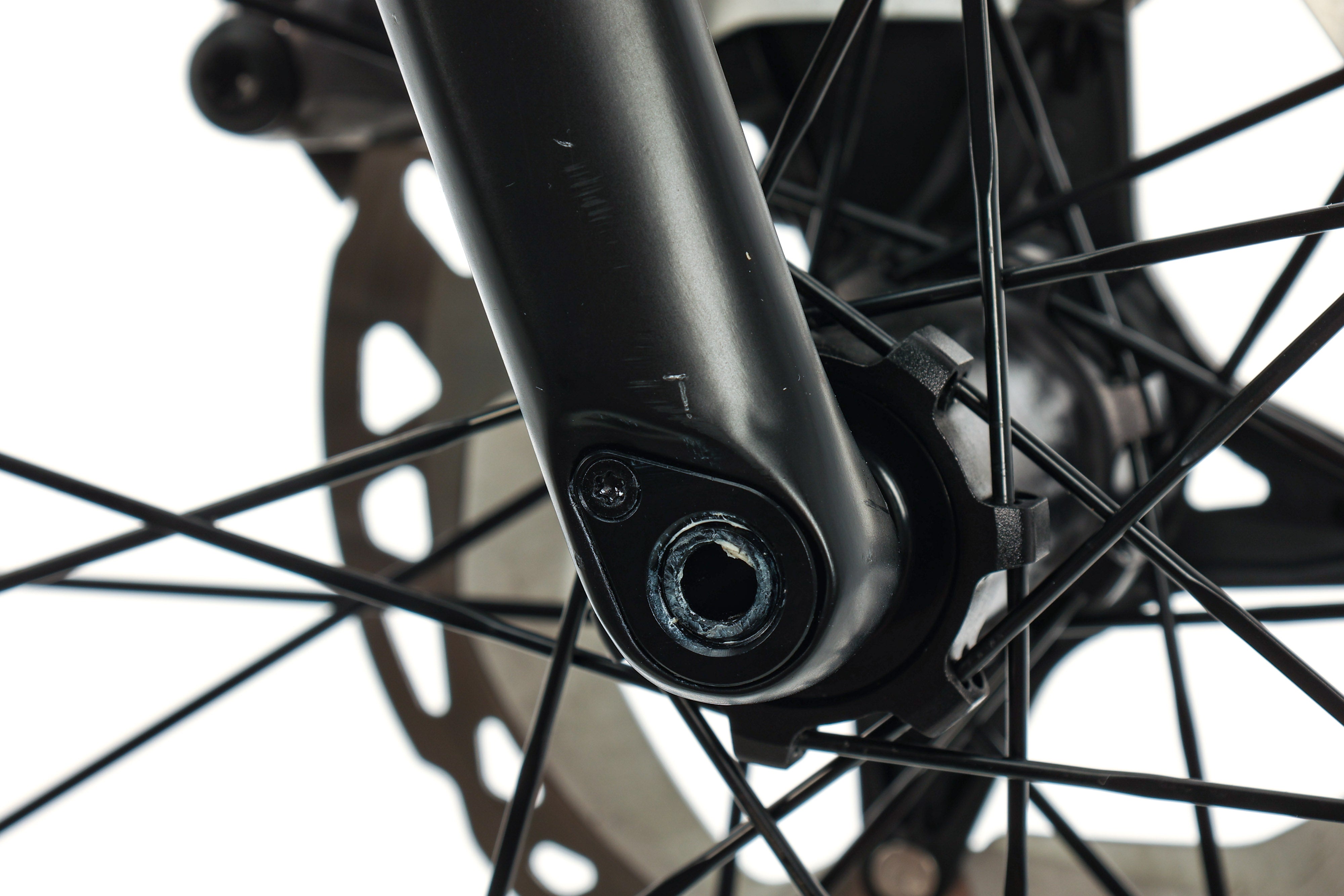BMC Roadmachine 01 FIVE Road Bike 2022 - 56cm Carbon Frame, Shimano Ultegra Groupset | Perfect for Road Racing, Endurance Cycling & Long-Distance Training