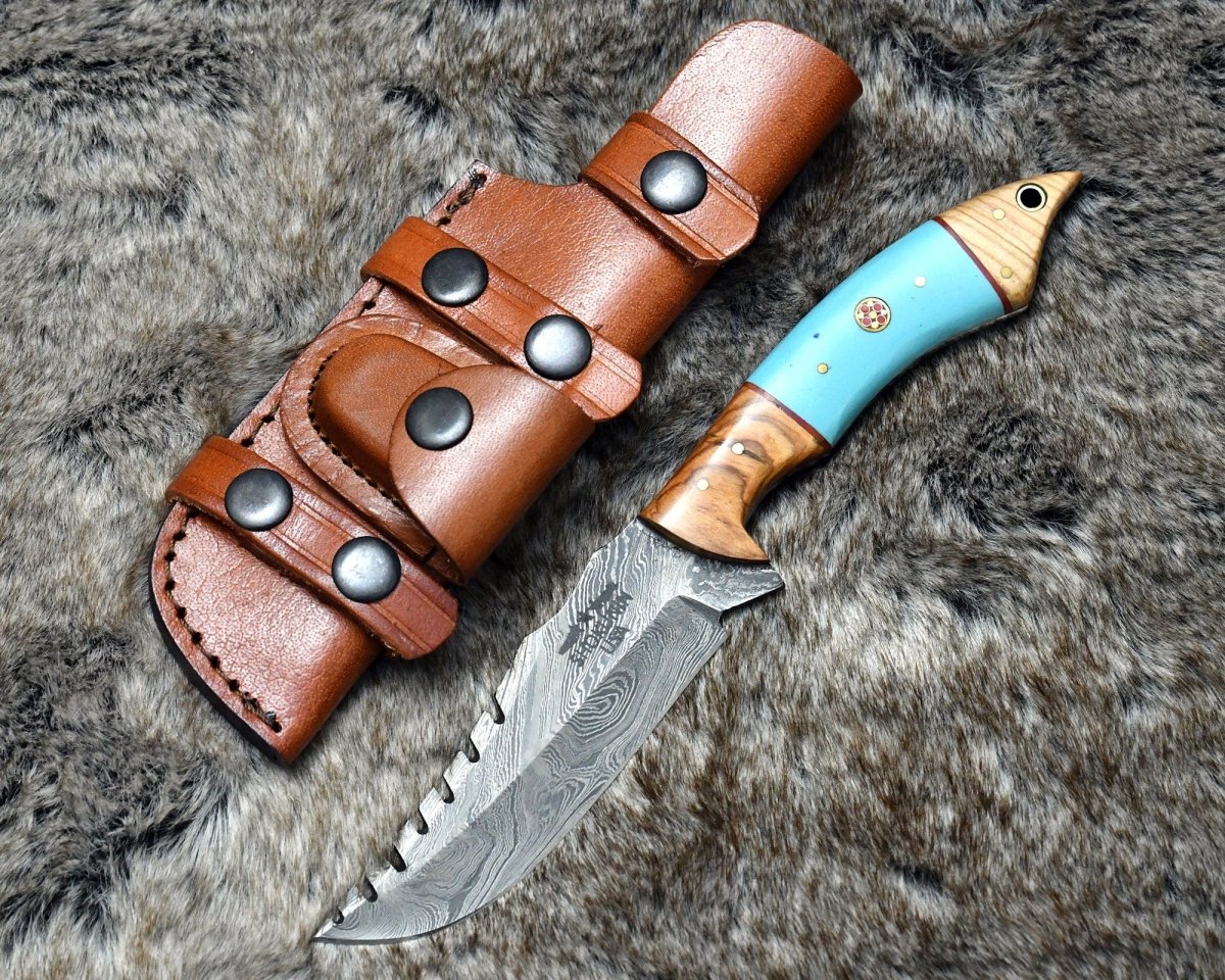 Premium Warlock Hunting Knife - Olive Wood & Resin Handle - Outdoor Survival, Camping, Bushcraft, Hunting Gear - Perfect for Adventurers and Collectors