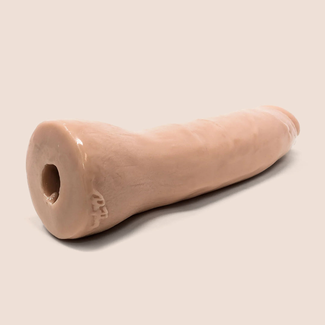 Vac-U-Lock 7 Inch Thin Dildo - Body-Safe Strap-On for Couples & Solo Play - Perfect for BDSM, Roleplay & LGBTQ+ Pleasure