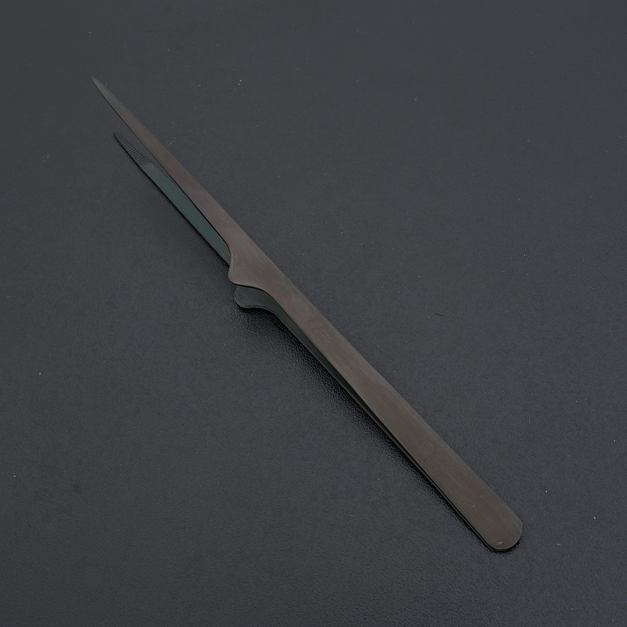 Gestura Petite 8-Inch Stand Tweezers - Gunmetal Finish - Professional Eyebrow & Facial Hair Tweezers for Precise Grooming - Perfect for Eyebrow Shaping, Splinter Removal & Makeup Application