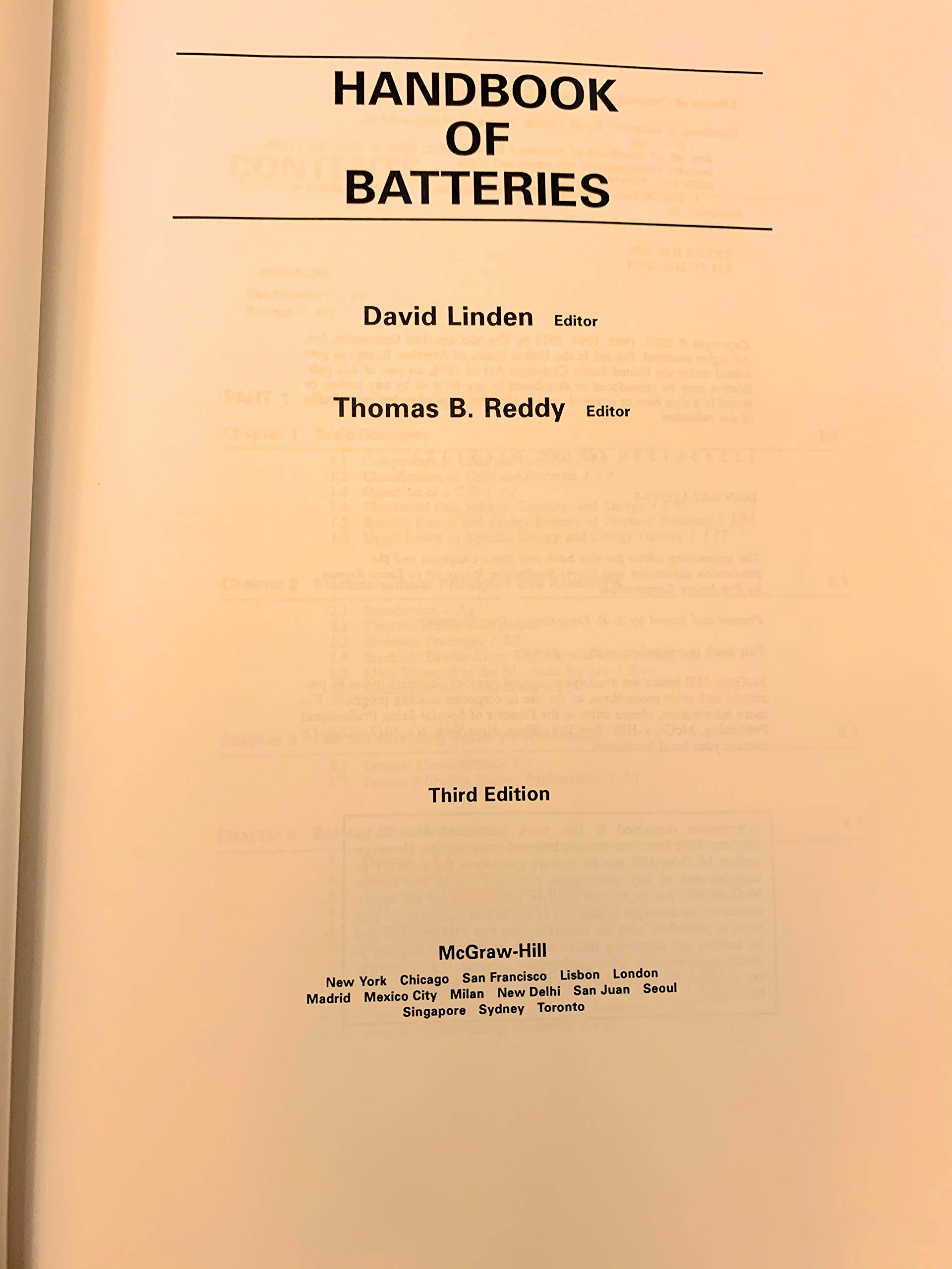 Handbook of Batteries - Comprehensive Guide to Battery Types, Uses & Maintenance | Perfect for DIY Projects, Renewable Energy & Emergency Power