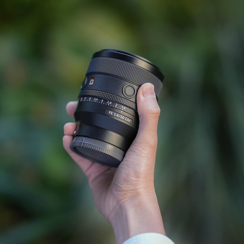 Sony FE 50mm F1.4 GM Full Frame Lens for E-Mount Cameras - Perfect for Portrait, Street & Low Light Photography