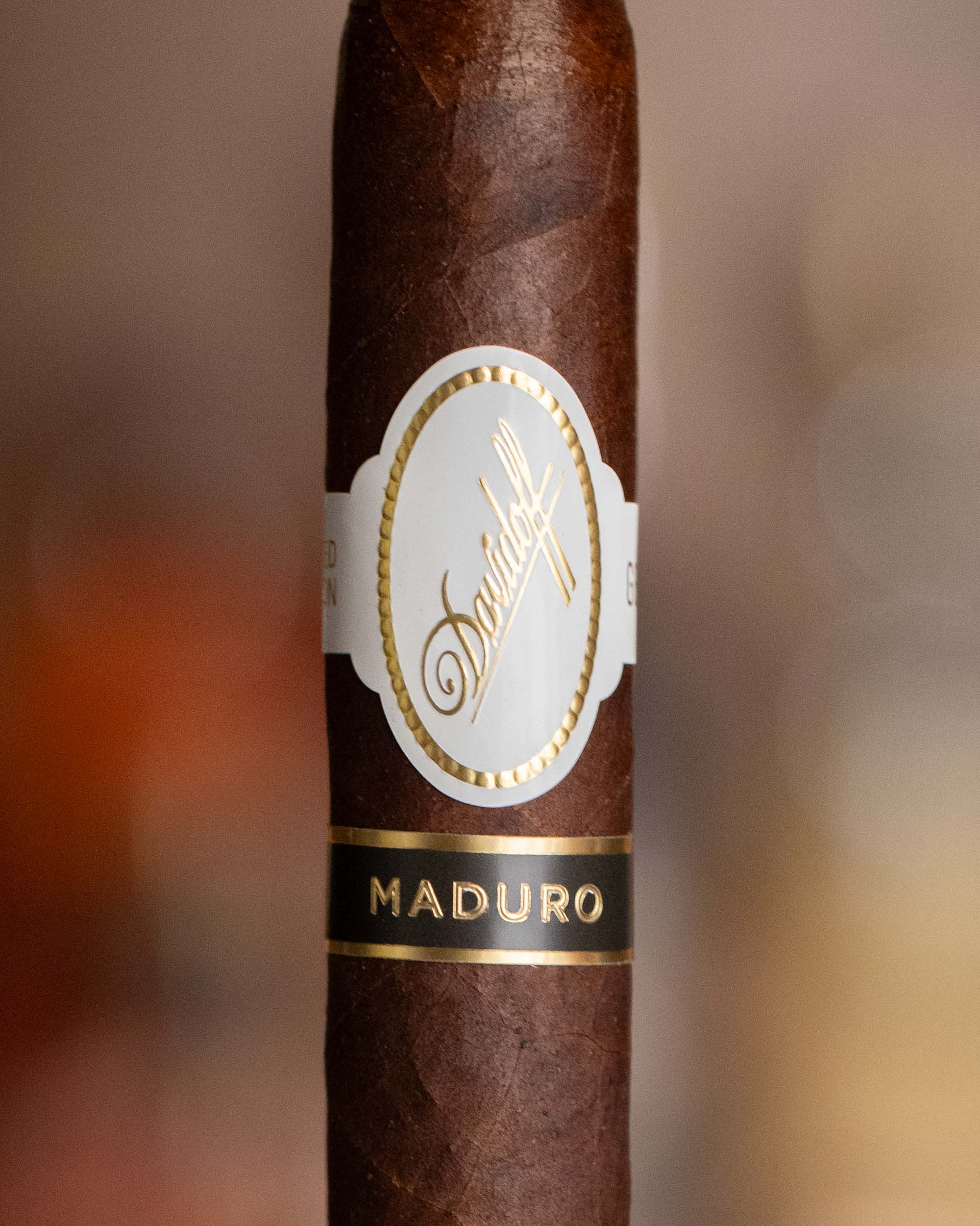 Davidoff Maduro Toro Cigars - Premium Hand-Rolled Dominican Cigars for Special Occasions & Relaxation | Perfect for Celebrations, Gifting & After-Dinner Enjoyment
