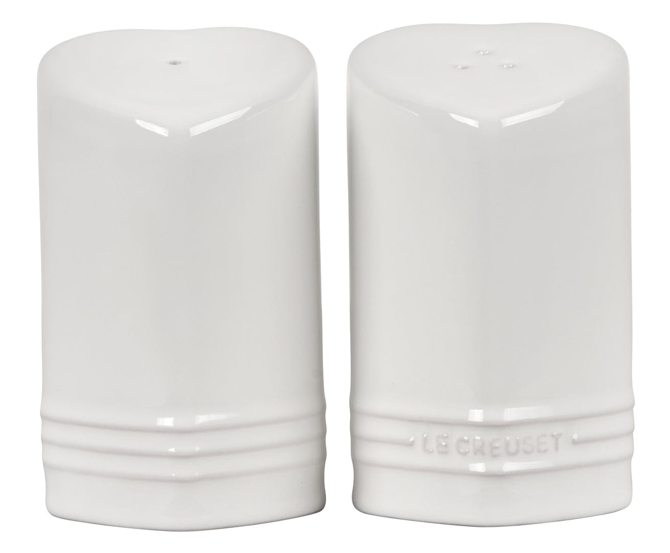 Le Creuset Heart-Shaped Salt and Pepper Shaker Set - 2-Piece White Ceramic Kitchen Spice Dispensers for Valentine's Day Gifts & Romantic Dinner Table Decor