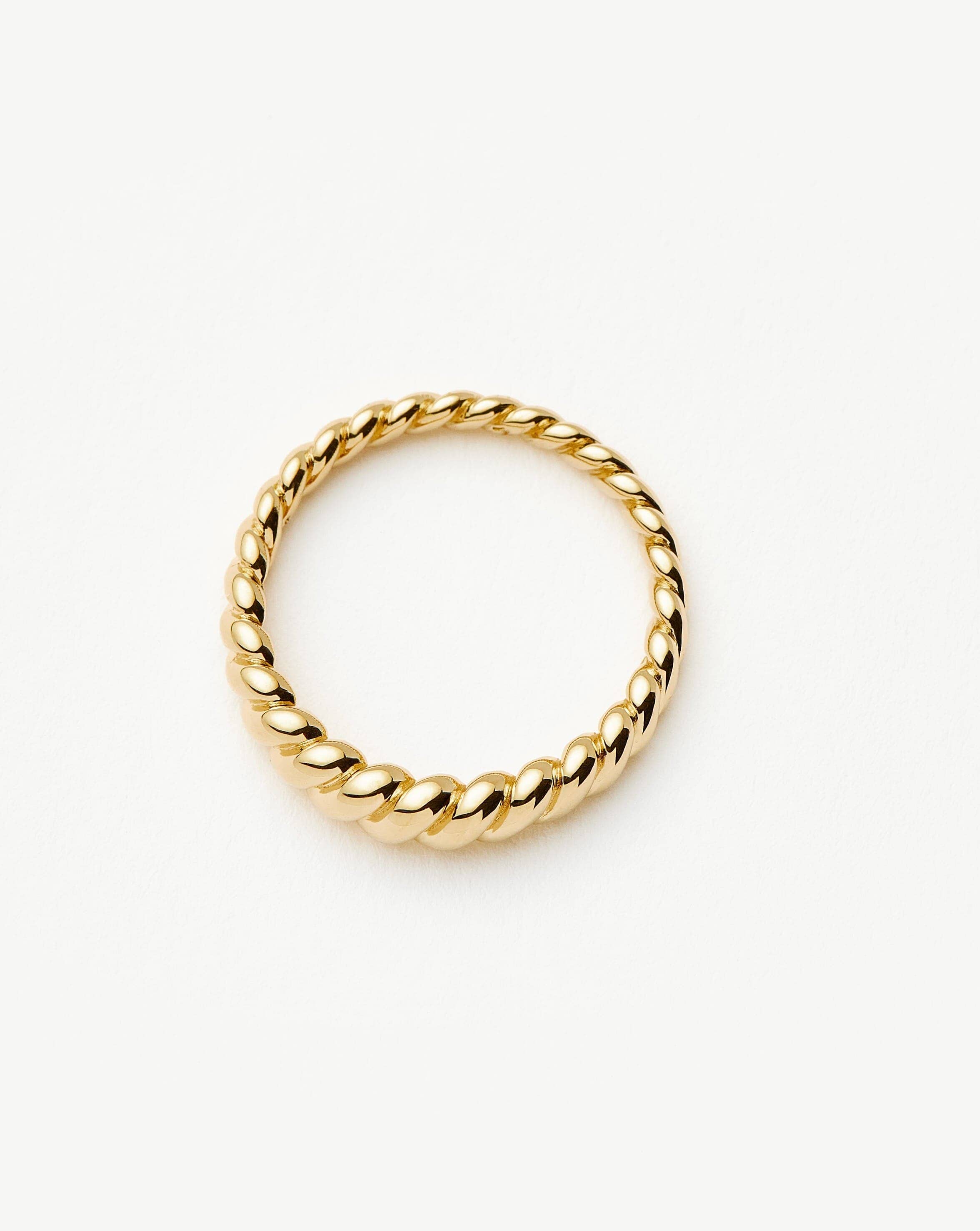 14K Solid Gold Twisted Classic Ring for Women - Elegant Stackable Band for Everyday Wear, Gift Giving & Special Occasions