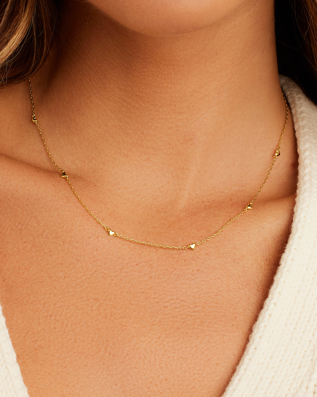 Amour Necklace for Women - Elegant Heart Pendant Jewelry Gift for Her - Perfect for Valentine's Day, Anniversary & Romantic Occasions