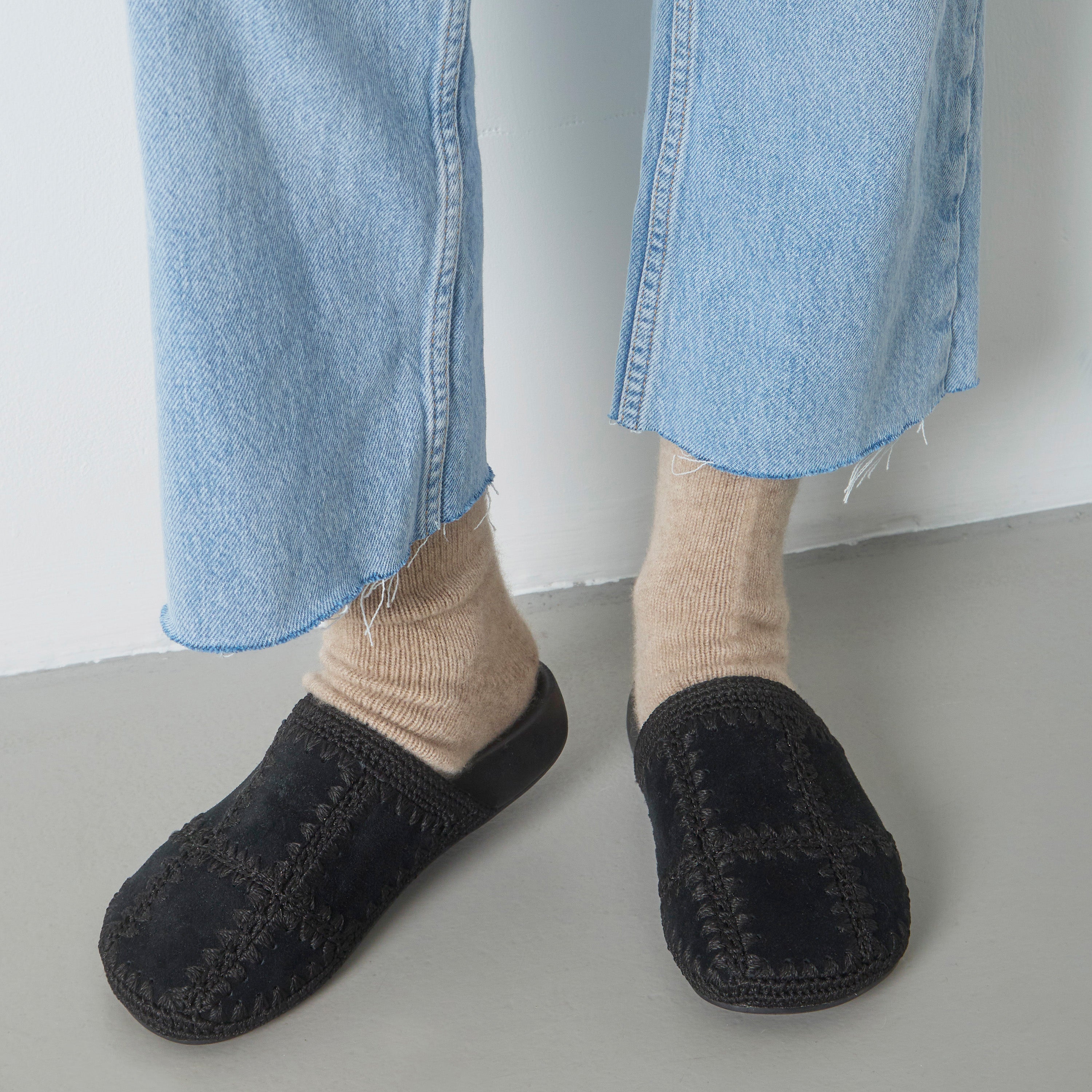 Bolinas Crochet Clogs for Women - Comfortable Handmade Summer Slide Sandals with Arch Support - Perfect for Beach, Pool, and Casual Outings
