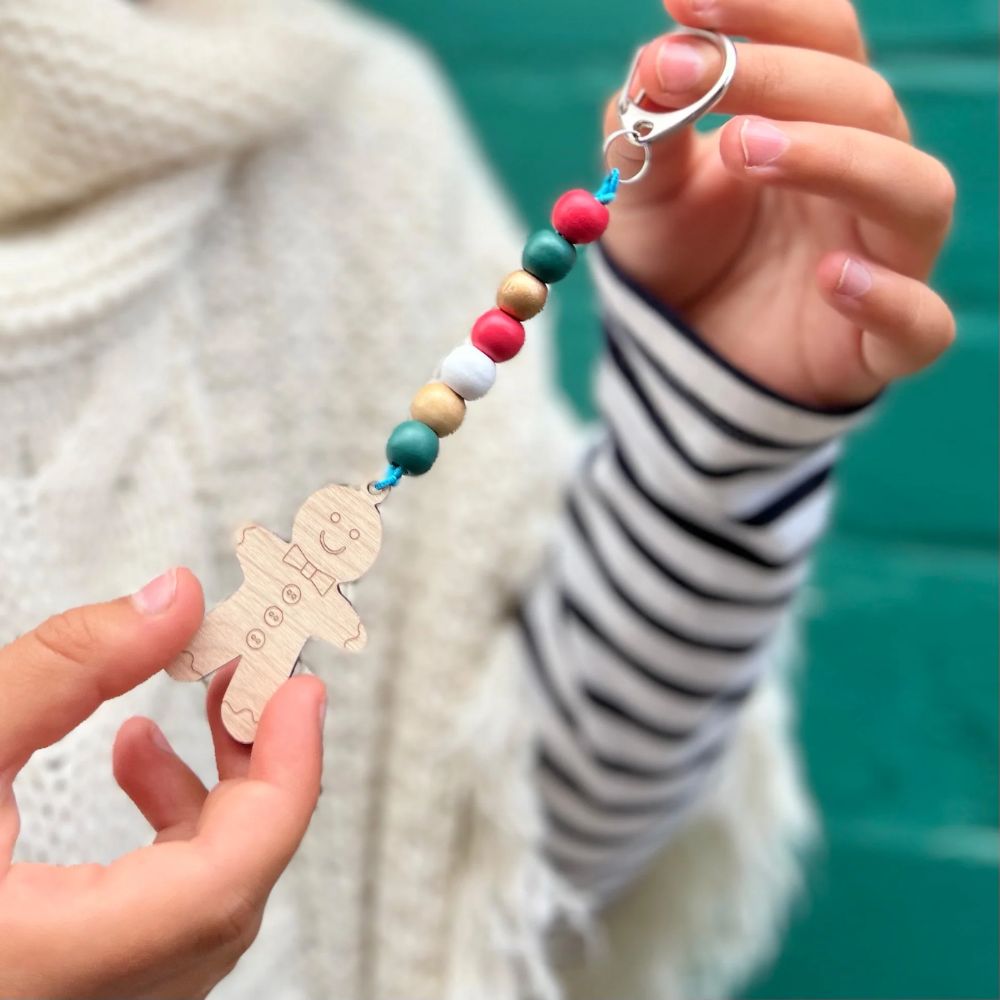 DIY Cotton Twist Gingerbread Keyring Kit - Handmade Christmas Ornament & Gift for Holiday Decorations - Perfect for Crafting, Party Favors, and Tree Decor