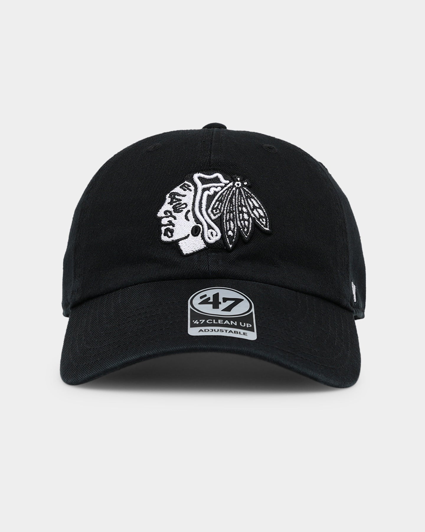 47 Brand Chicago Blackhawks 47 Clean Up Strapback Adjustable Hat - Black/White Snapback Cap for Men & Women - Perfect for Sports Games, Casual Wear & Fan Gear Collection