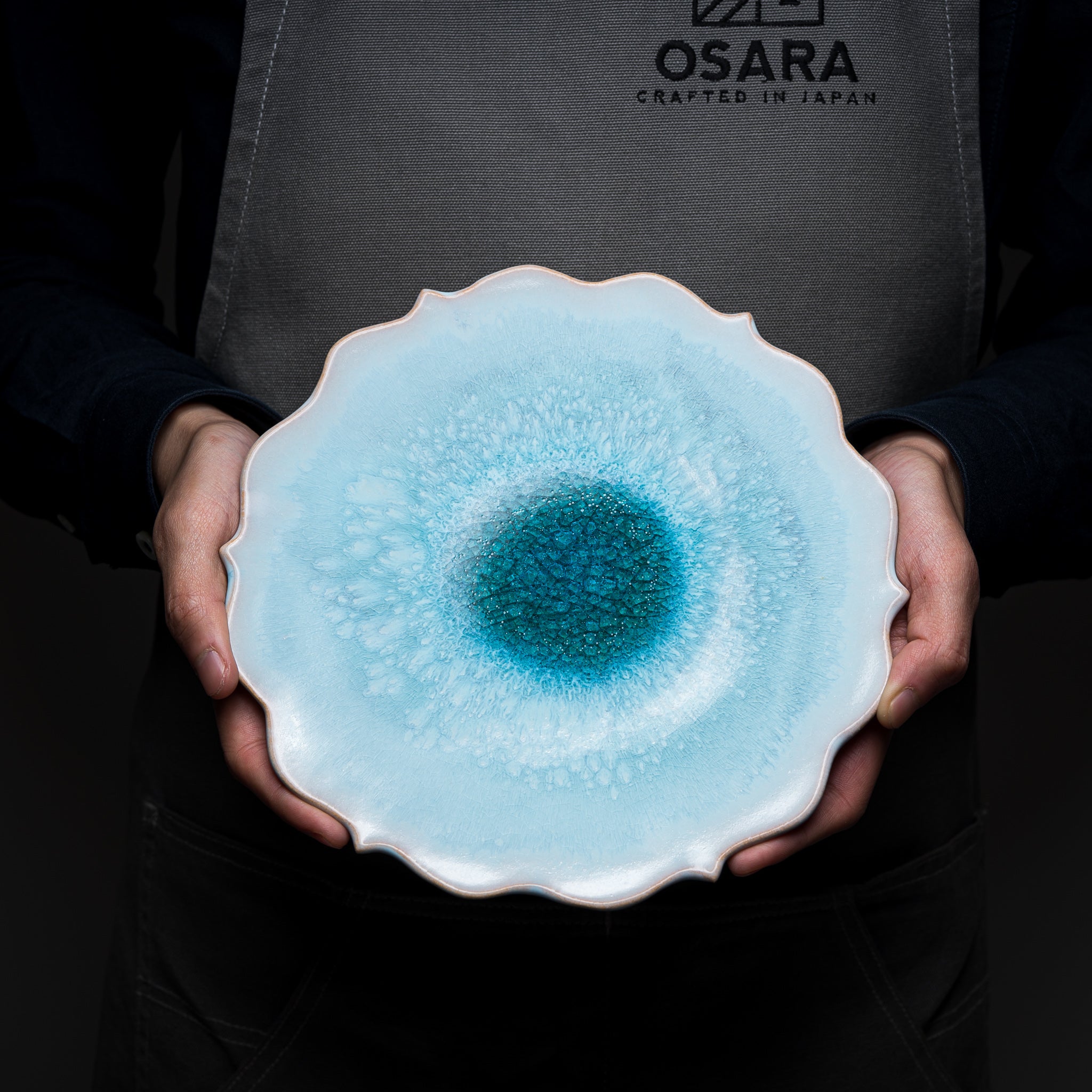 Tenryu Kiln Hagi Ware Flower Plate - Handmade Japanese Ceramic Dish in Sky Blue, Perfect for Sushi, Desserts & Home Decor
