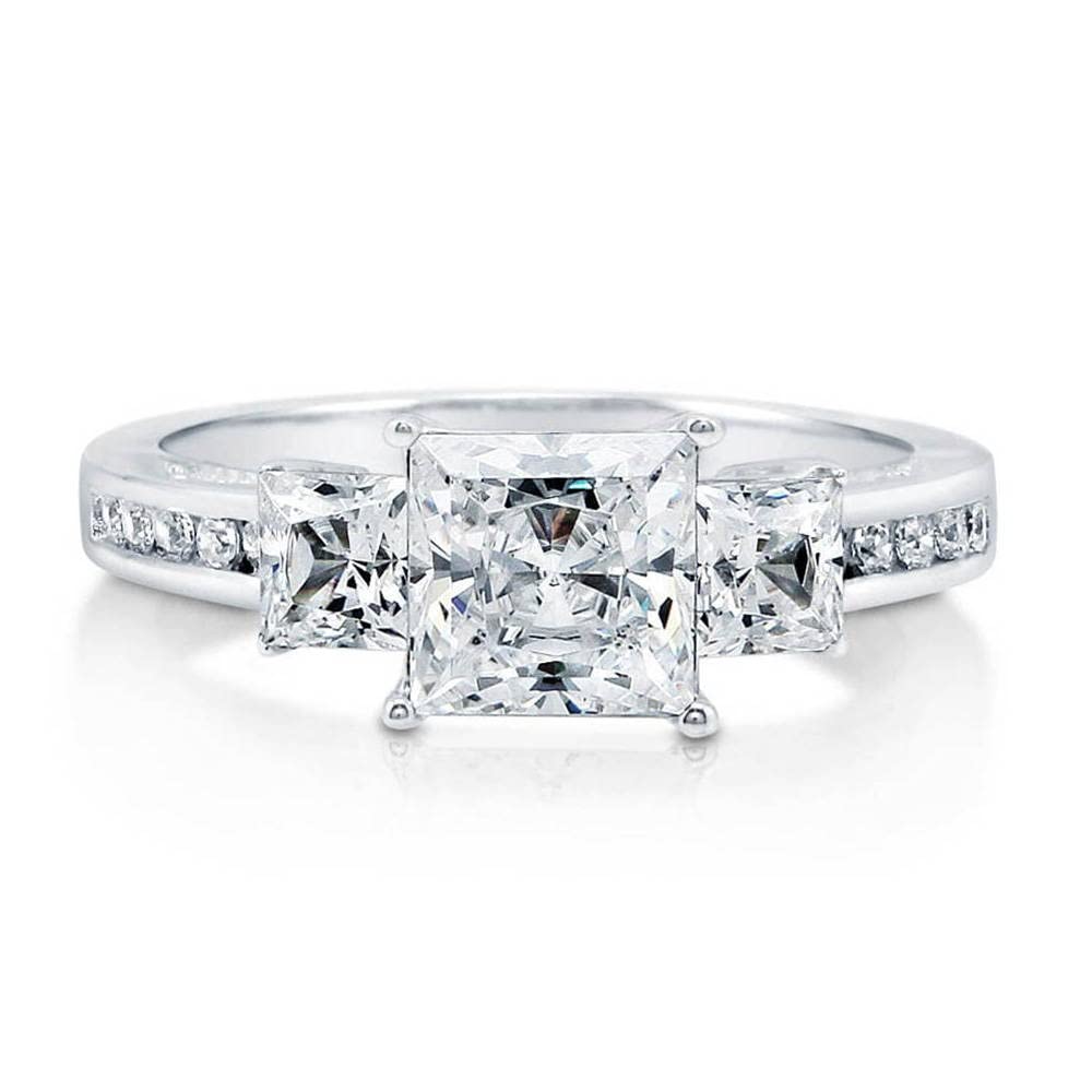 BERRICLE Sterling Silver 3-Stone Wedding & Engagement Ring - 1.6 Carat Princess Cut Cubic Zirconia CZ Promise Ring for Women - Rhodium Plated, Size 4-10 - Perfect for Proposals, Anniversaries & Special Occasions
