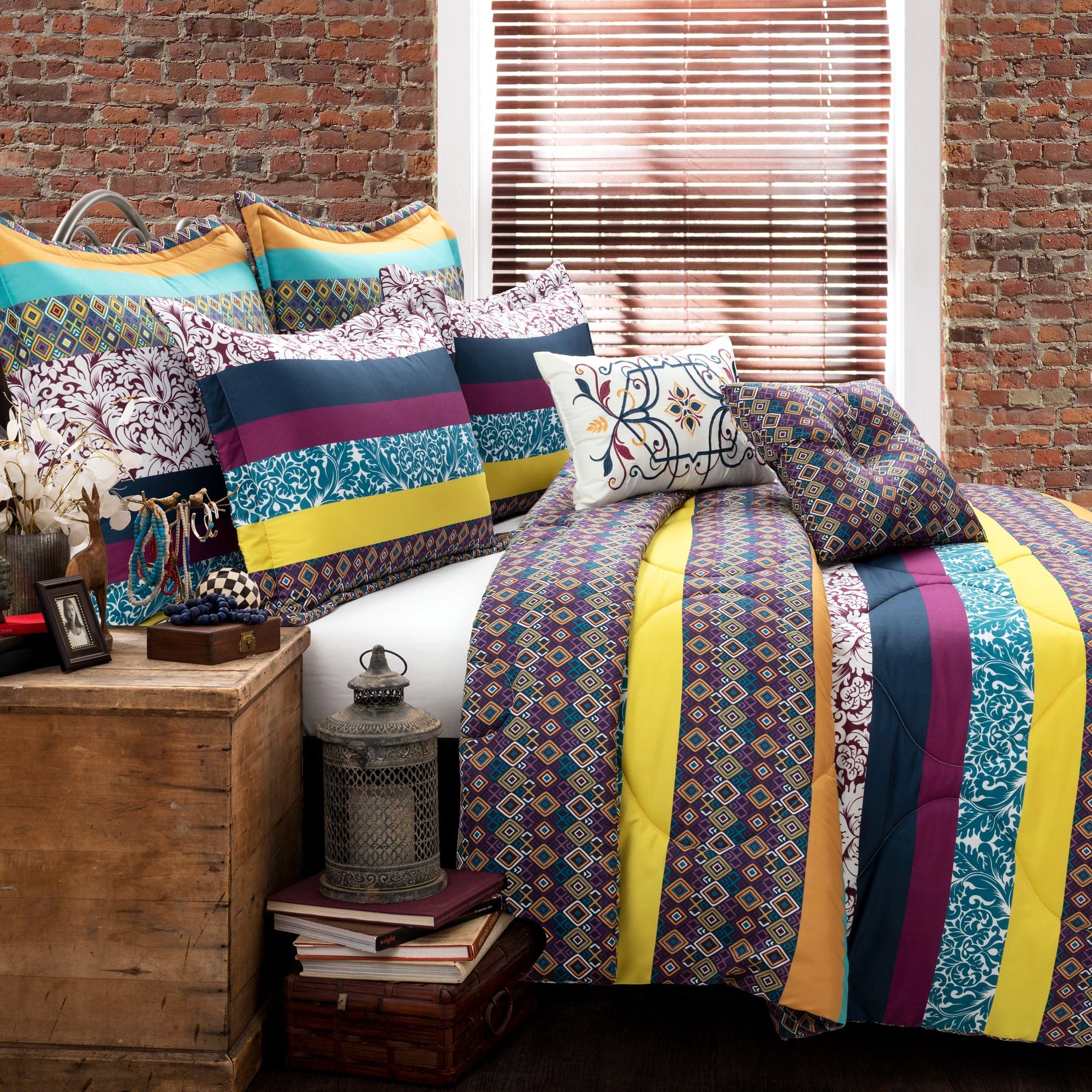 Boho Stripe 7-Piece Comforter Set Queen Size - Soft Cotton Bedding Set with Pillow Shams & Decorative Pillow Covers - Perfect for Bohemian Style Bedroom Decor & Guest Room Makeover