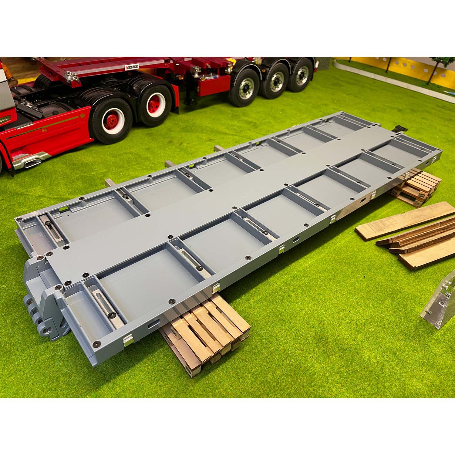 NOOXION 1/14 Scale Broshuis 2+5 Axle Metal Heavy Duty Flatbed Trailer Module - Compatible with TAMIYA RC Tractor Trucks, Remote Control Excavators & Loader Models - Perfect for Construction Simulation & RC Truck Hauling Scenes