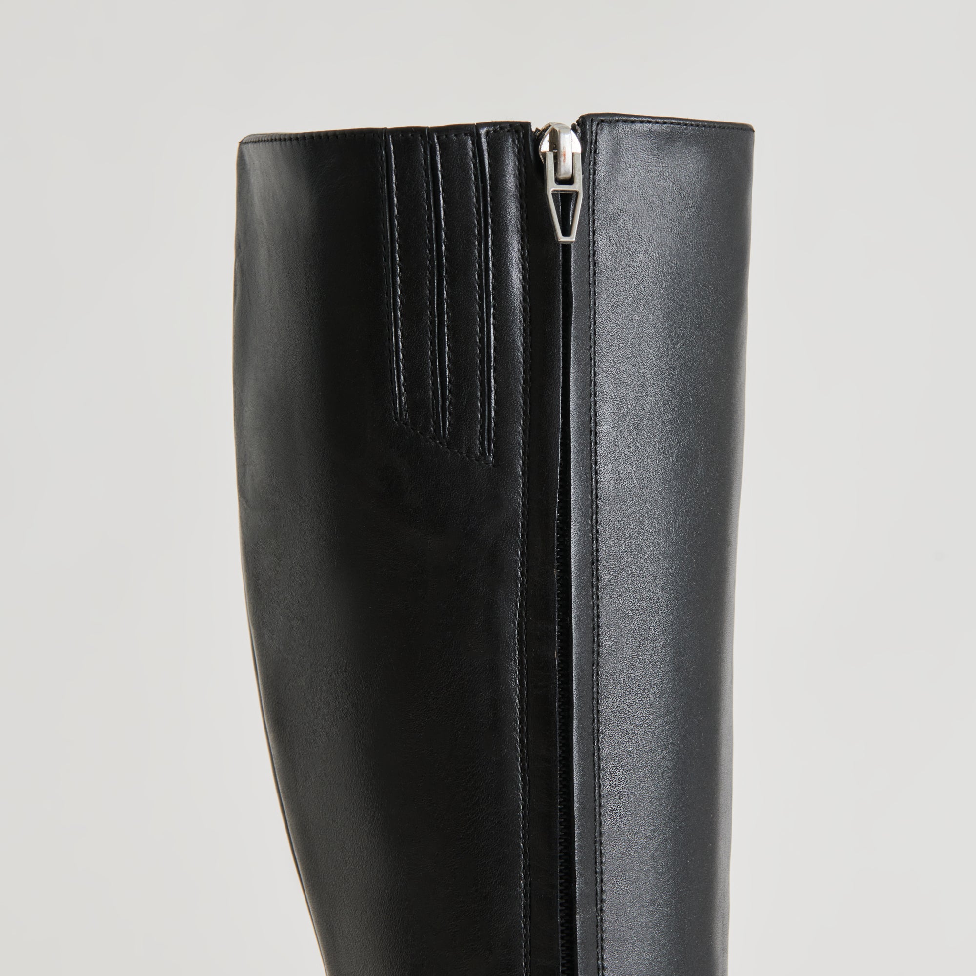AUGGIE Extra Wide Calf Boots for Women - Black Leather Ankle Boots for Wide Calves | Comfortable & Stylish for Work, Casual & Winter Outfits