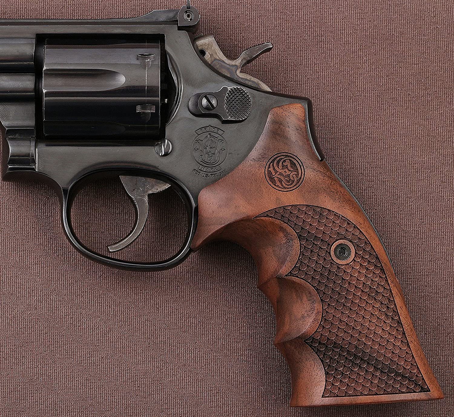Smith Wesson N Frame Round Butt Compatible Walnut Handgun Grip - Premium Wood Pistol Grip for Revolvers, Perfect for Shooting Range, Hunting & Home Defense
