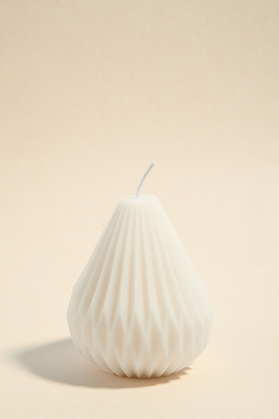 Handmade Soy Wax Dwarf Pear Candle - Eco-Friendly, Long-Lasting Scented Candle for Home Decor, Relaxation & Gifts