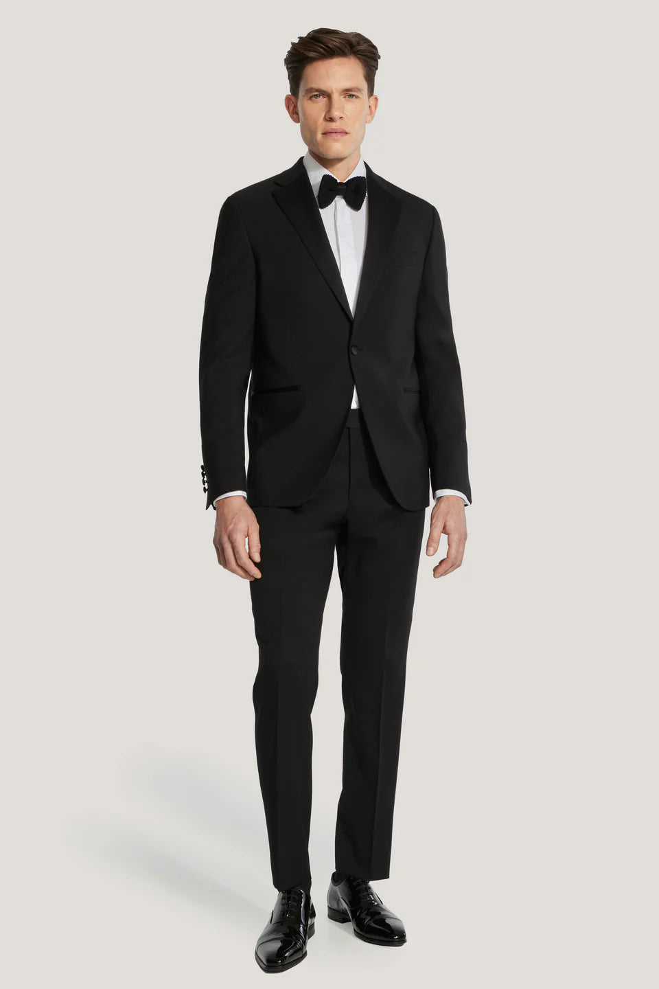 BRUNOTELLI Black Notch Lapel Tuxedo Suit for Men - Elegant Formal Wear for Weddings, Prom & Special Occasions