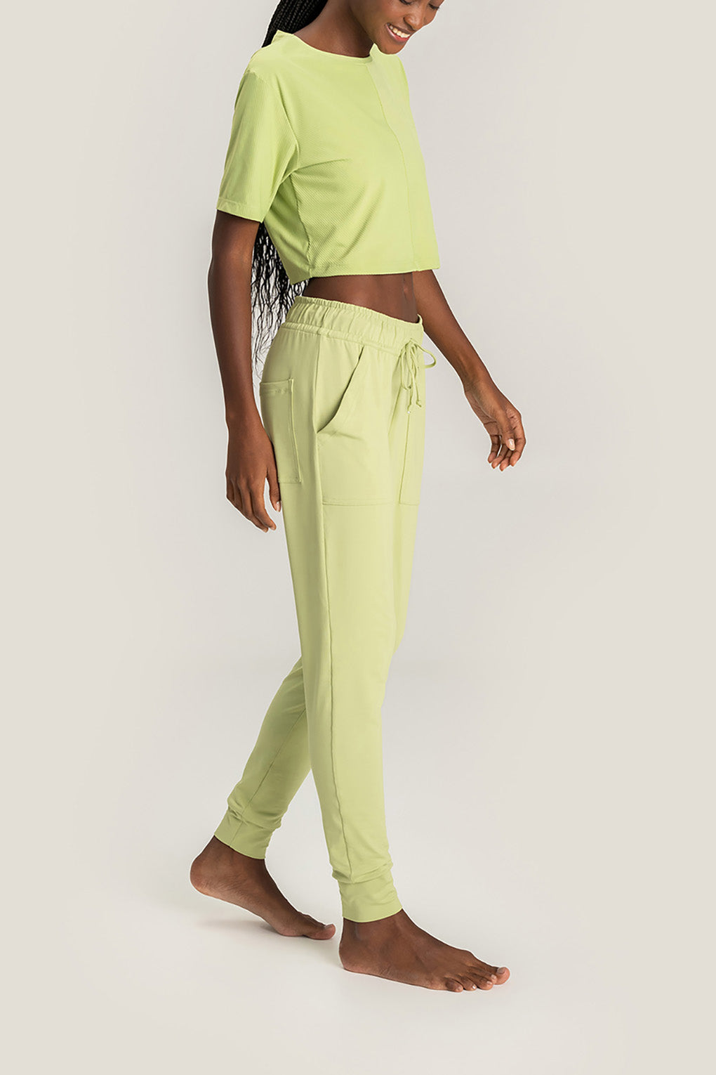 Stylish Ribbed Cropped T-Shirt for Women | Trendy Short Sleeve Casual Top | Perfect for Summer Outfits, Beach Wear & Street Style