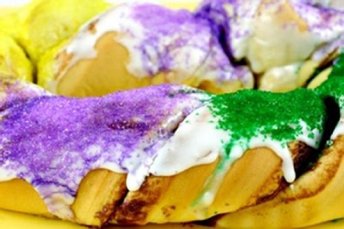 NolaCajun Gourmet Filled King Cake - Apple Flavor | Authentic New Orleans Dessert | Perfect for Mardi Gras Celebrations, Birthdays & Office Parties