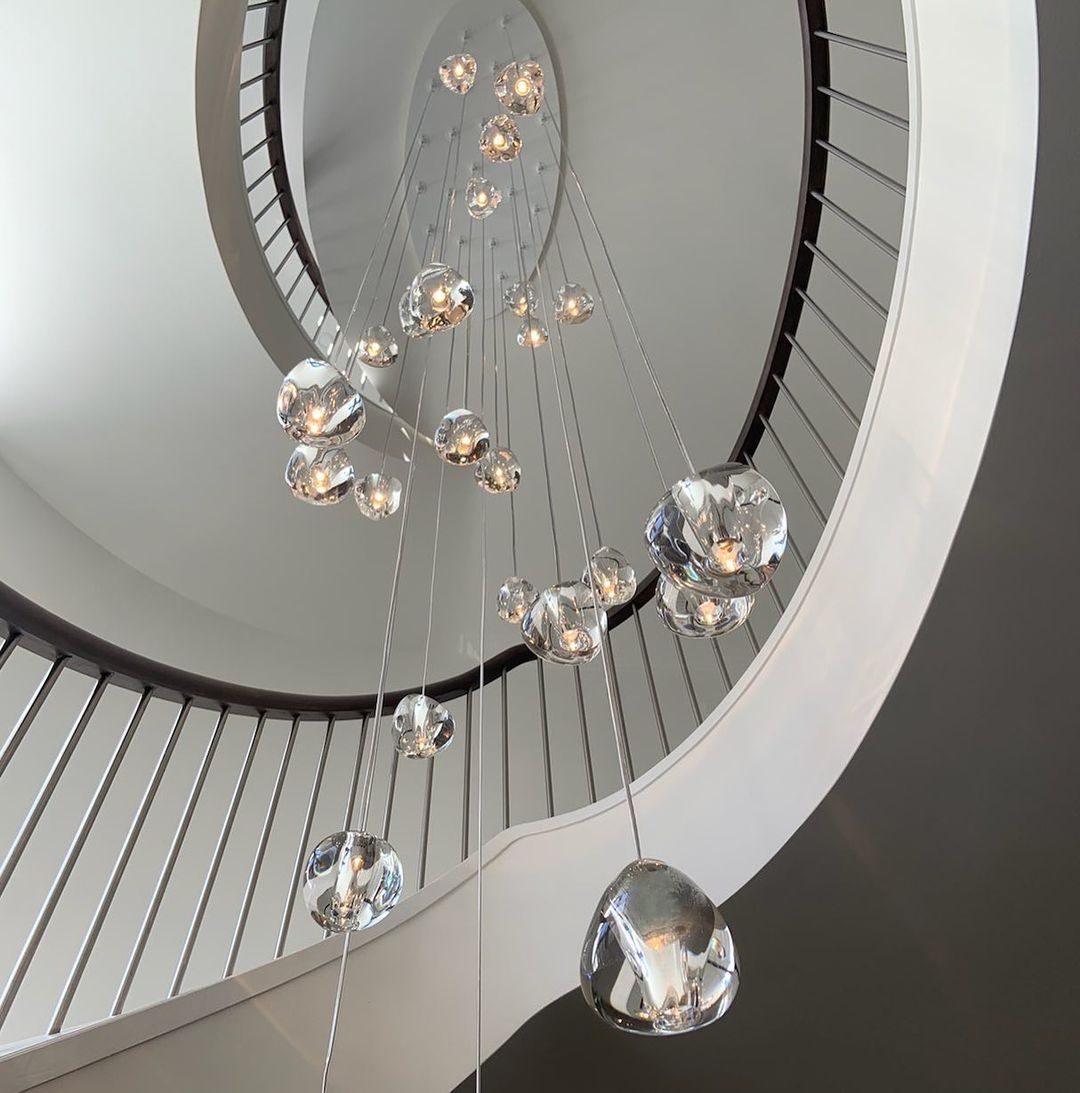 Elegant Crystal Pendant Light - Modern Chandelier for Dining Room, Bedroom & Living Room Decor - Dimmable LED Hanging Lamp for Home & Office Lighting
