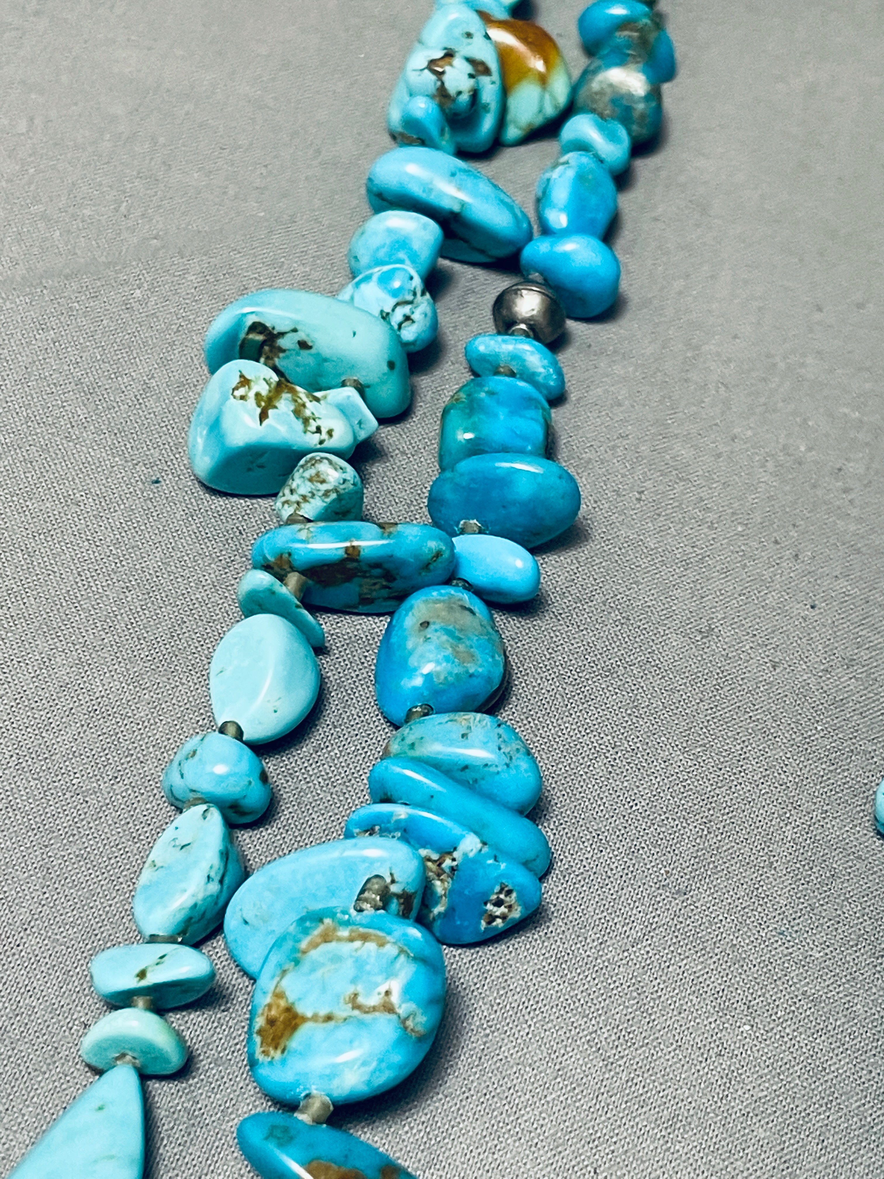 200 Gram Vintage Native American Navajo Turquoise Sterling Silver Necklace - Handmade Southwest Jewelry for Women - Perfect for Boho Fashion, Weddings & Special Occasions