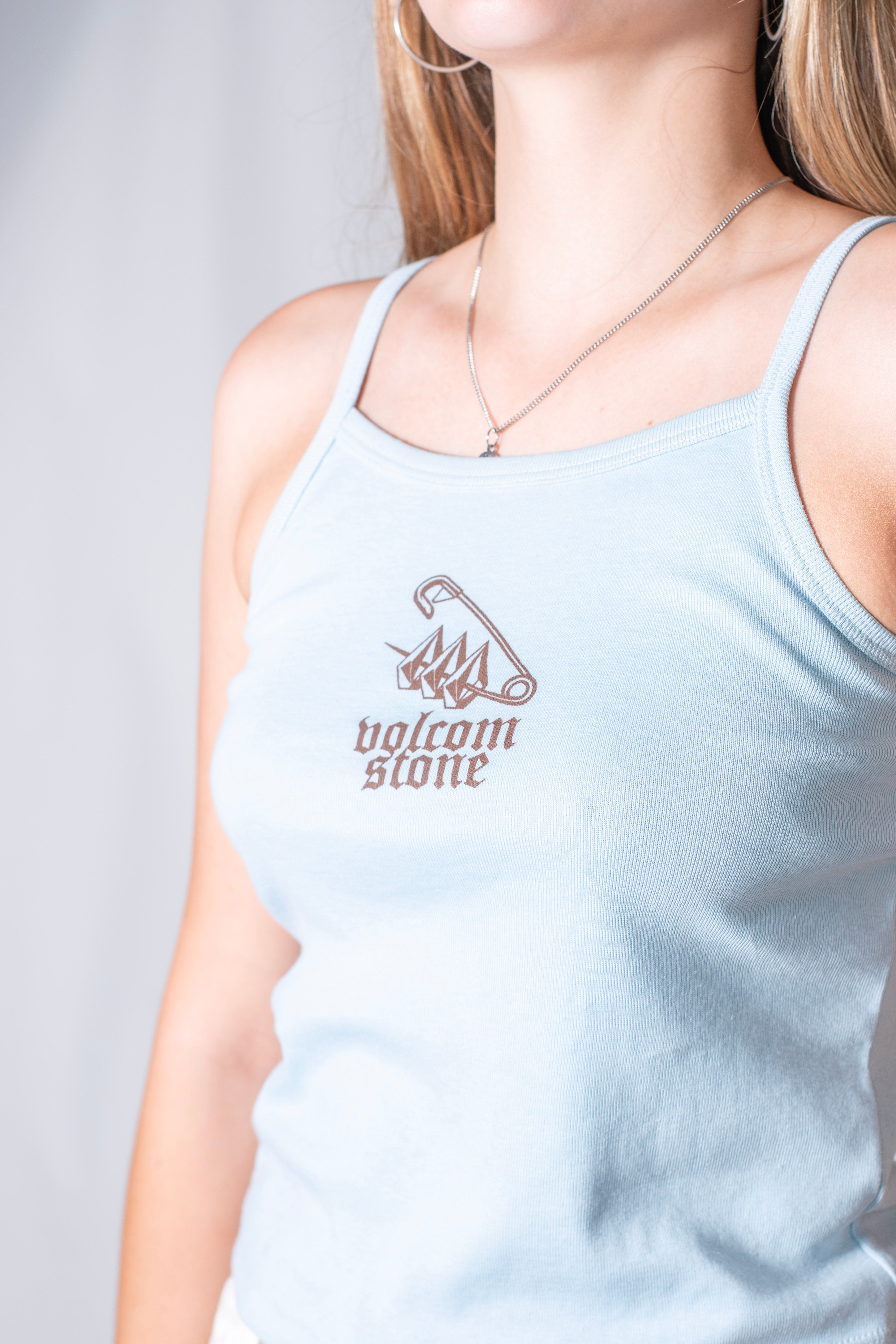 Volcom Women's Skate Tank Top (K8) - Comfortable & Stylish for Skateboarding, Yoga & Casual Wear