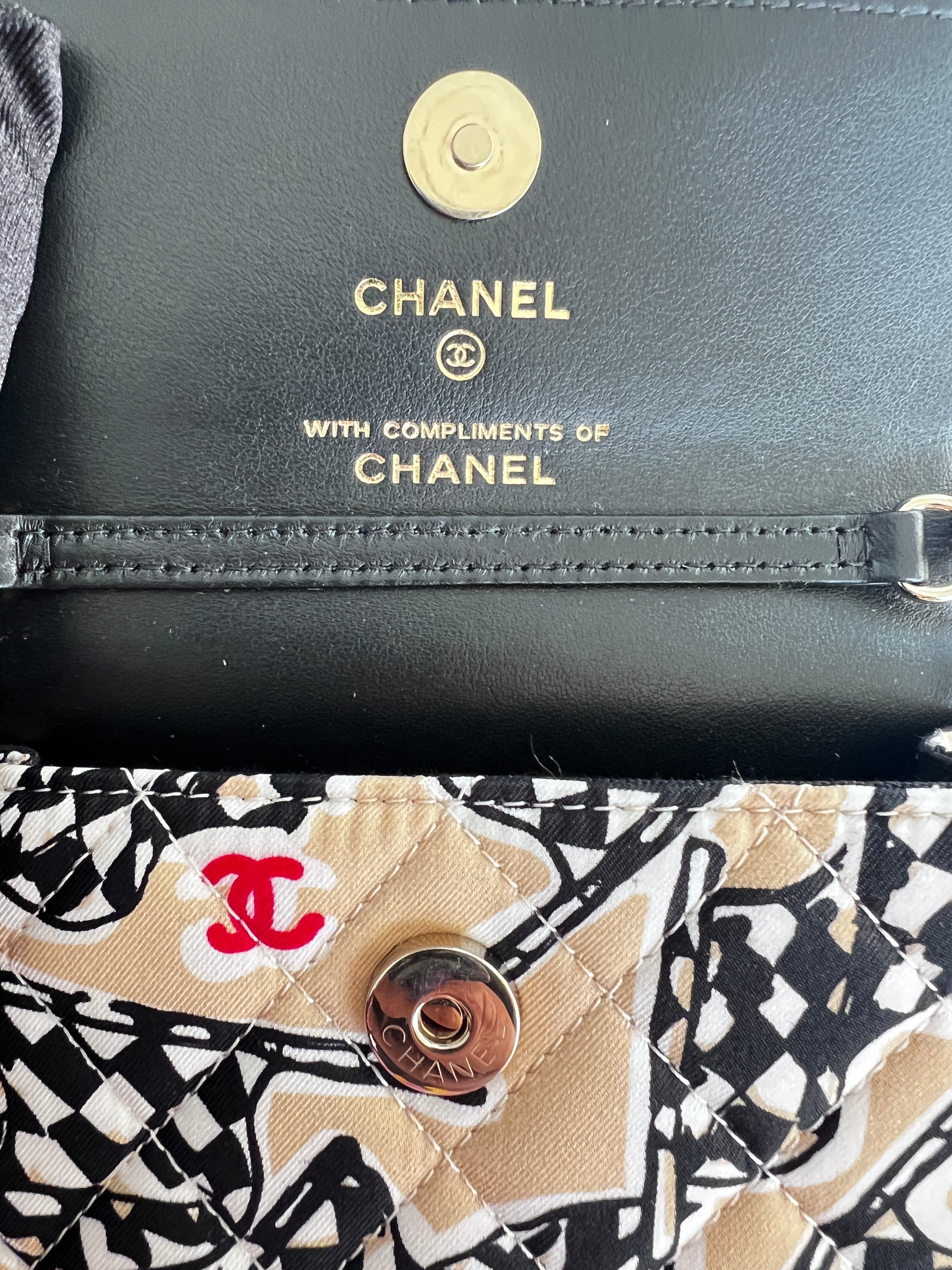 Chanel Earend Checkered Flag Print Mini Chain Shoulder Bag 2022 - Beige, Black & Gold | Luxury Crossbody Purse for Women, Perfect for Parties, Date Nights & Special Occasions