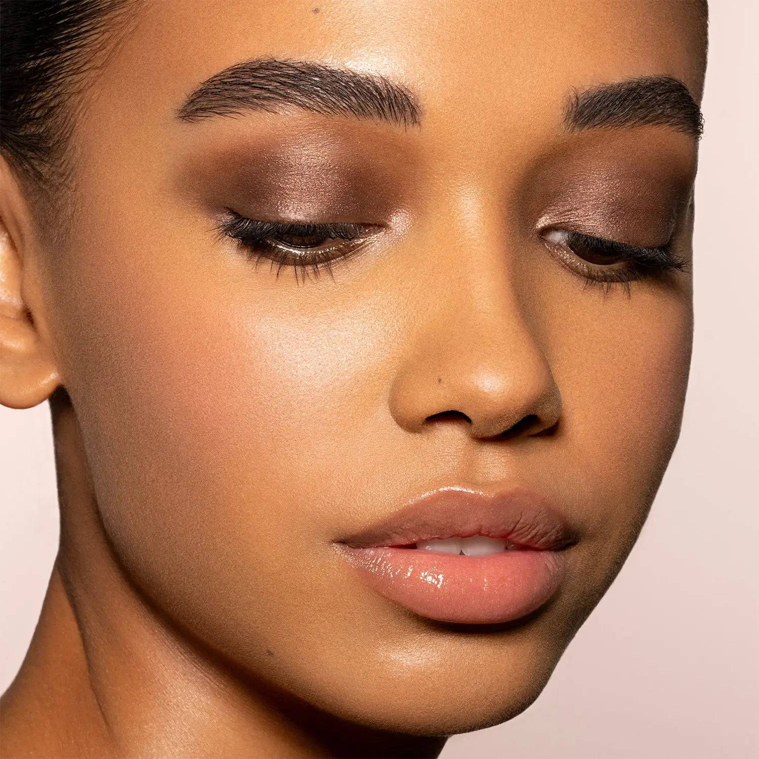 HY PER NATURAL FACE PALETTE - Vegan Makeup Palette with 12 Blendable Shades for Contouring, Highlighting & Blush - Perfect for Everyday Glam & Professional Makeup Looks