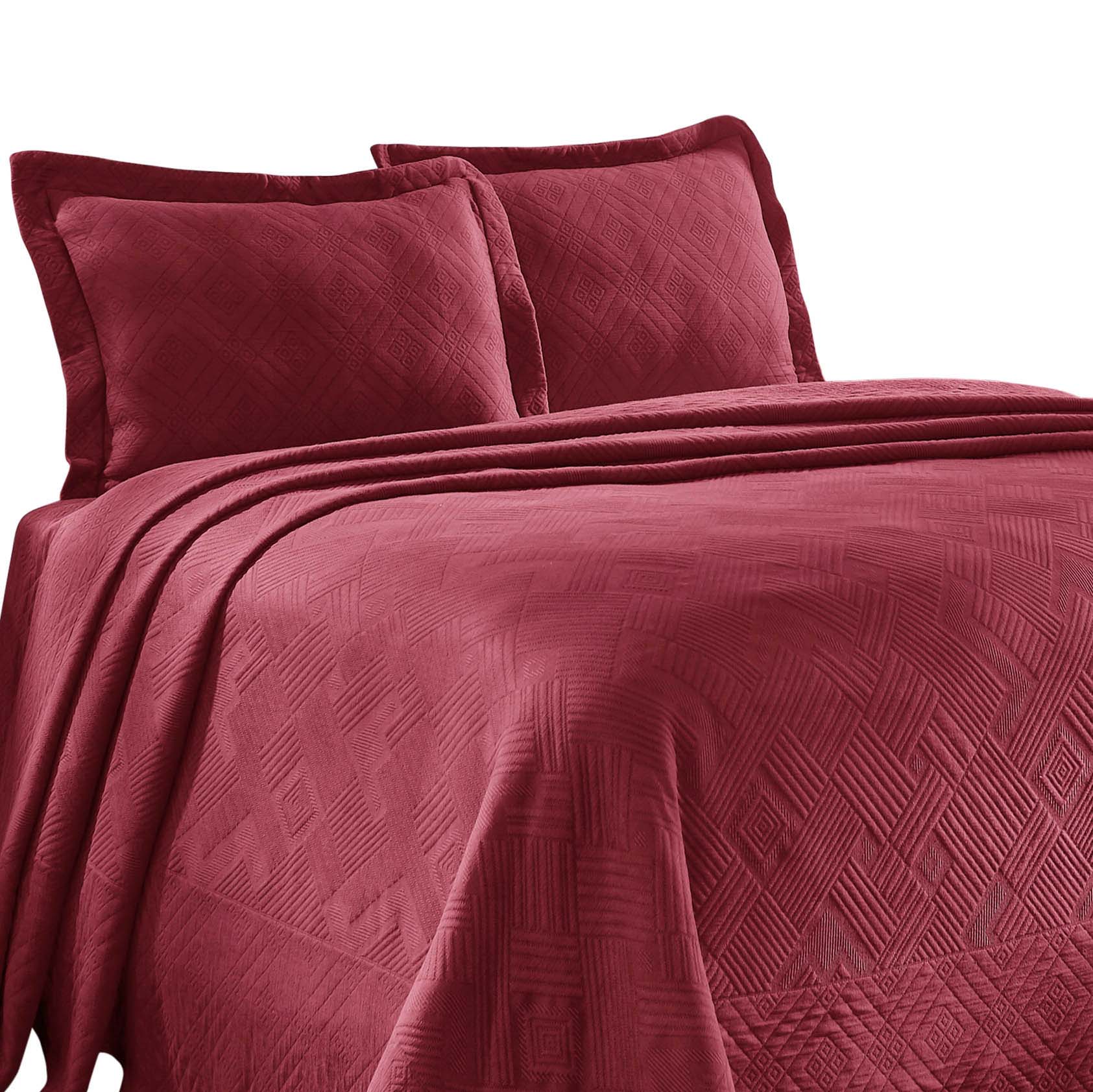 Geometric Fret Cotton Jacquard Matelasse Scalloped Bedspread Set - Queen Size Luxury Bedding for Modern Bedrooms | Perfect for Guest Rooms & Master Suites
