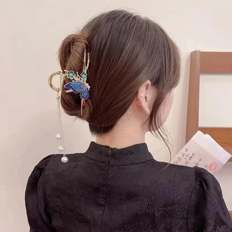 (Q) BLUE