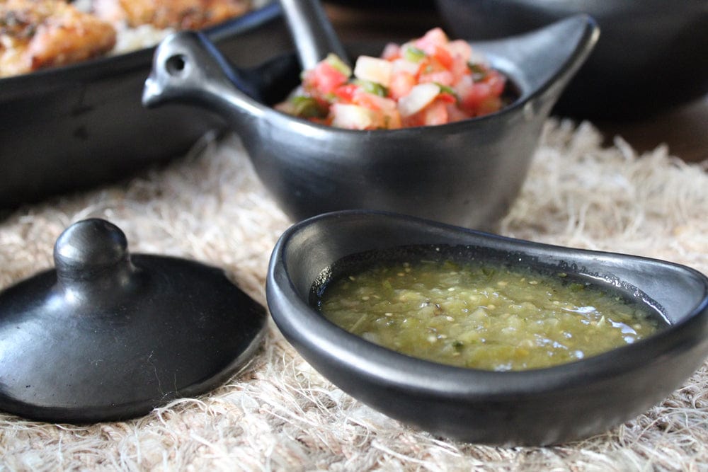 Authentic Chamba Mini Oval Salsa Dish - Elegant Handmade Black Clay Bowl for Salsas, Dips & Condiments | All-Natural Colombian Craftsmanship | Perfect for Parties, Mexican Cuisine & Home Decor