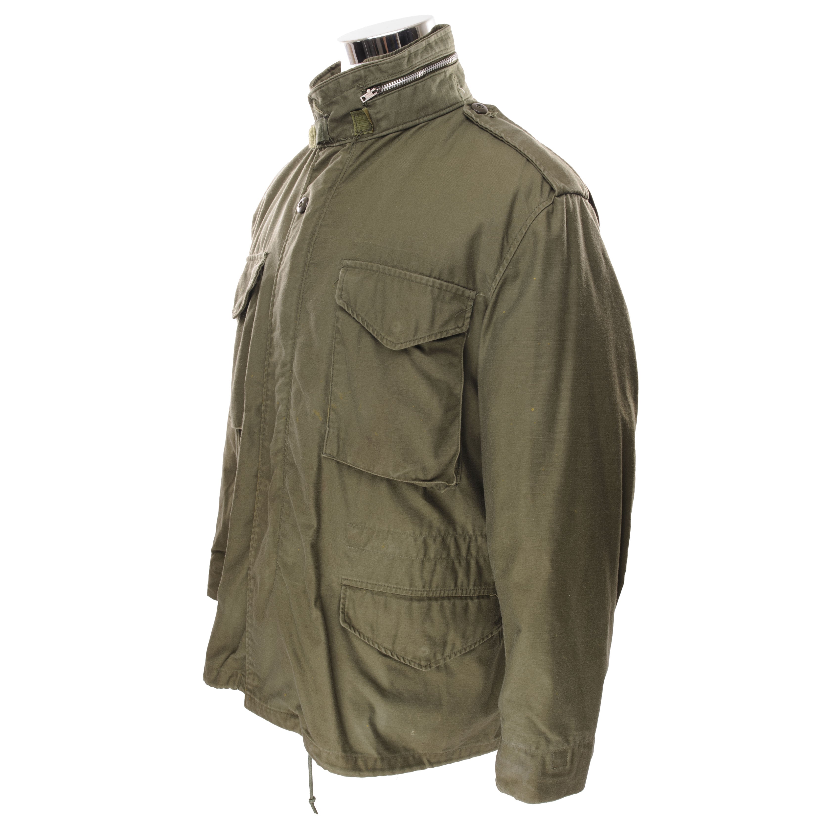 Vintage US Army M-1965 M65 Field Jacket - Vietnam War Era Military Jacket, Size Large Short - Perfect for Outdoor Adventures, Reenactments & Vintage Fashion