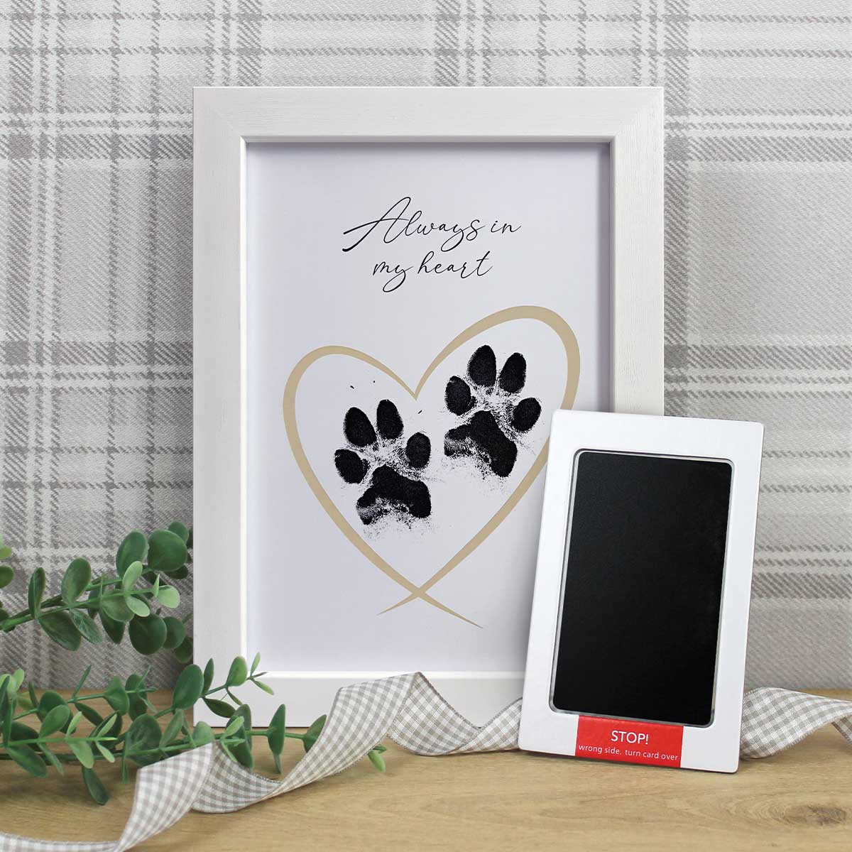 Custom Framed Pet Paw Print Keepsake with Ink Kit - Personalized Memorial Gift for Dogs & Cats - Perfect for Pet Loss Remembrance, Memorial Day & Pet Lovers