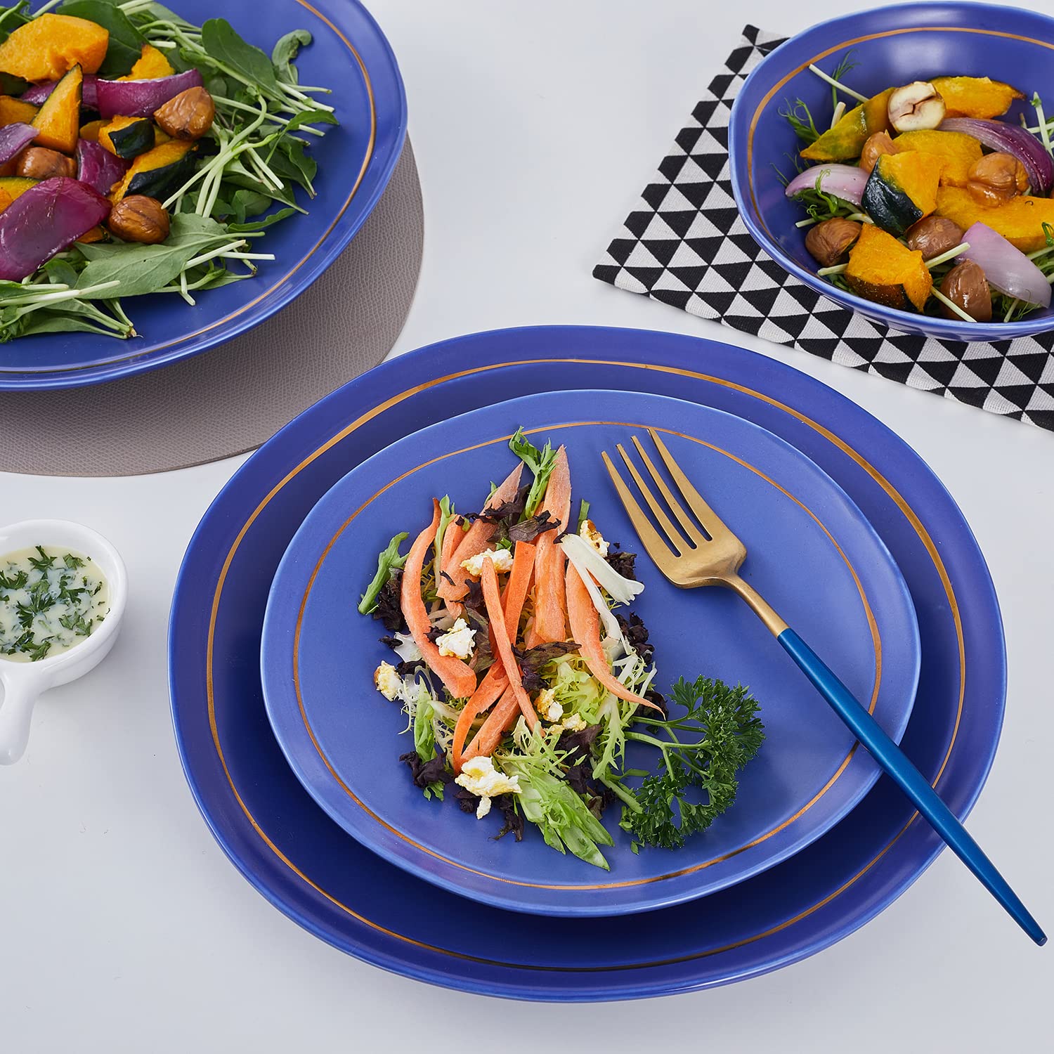 Clara Porcelain 16-Piece Round Dinnerware Set in Blue - Stone Lain Elegant Dinner Plates, Bowls & Mugs for 4 People - Perfect for Family Dinners, Holiday Entertaining & Restaurant-Style Dining