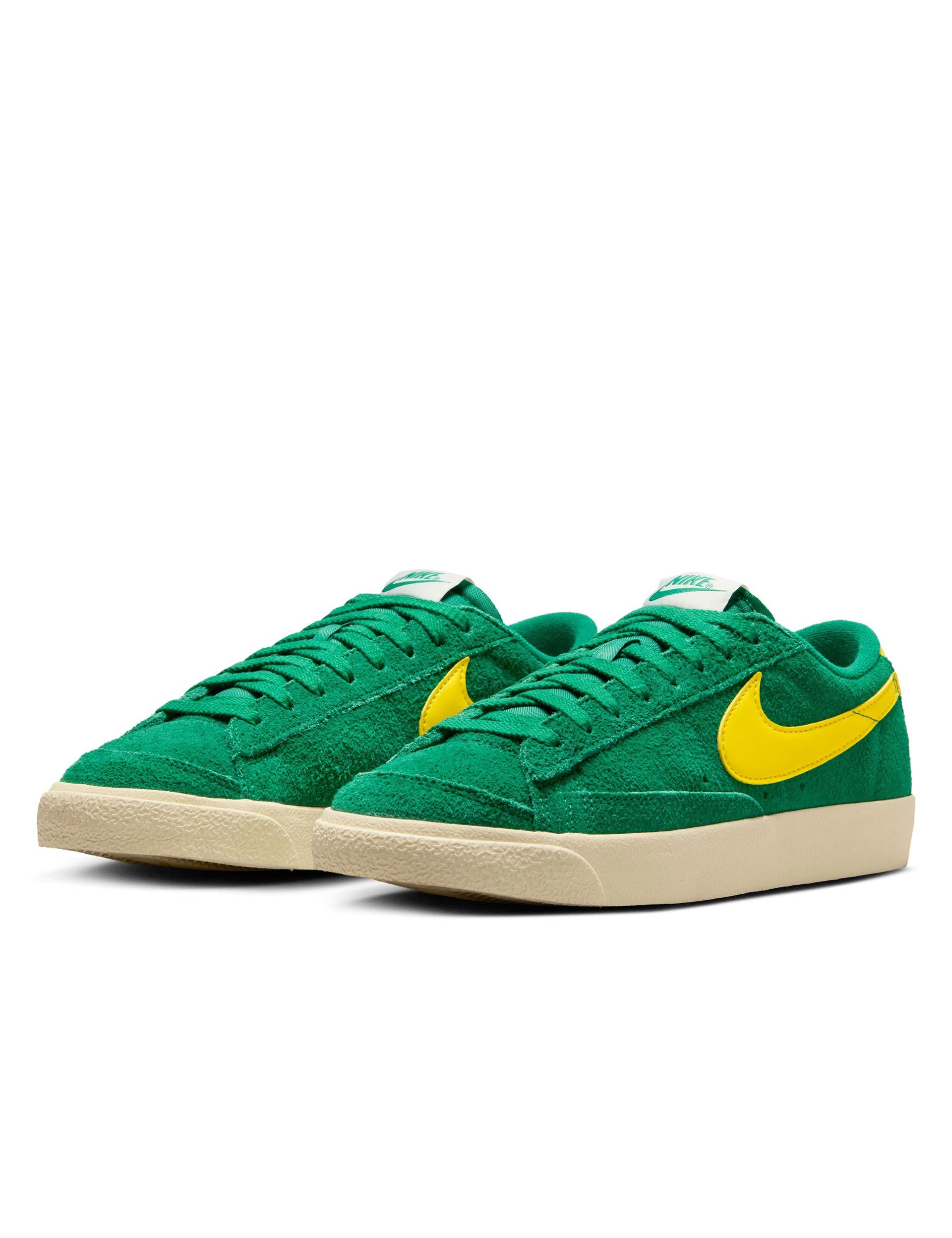 Nike Blazer Low '77 Vintage Sneakers - Malachite/Lightening/Muslin/Sail - Retro Basketball Shoes for Men & Women | Perfect for Casual Wear, Street Style & Vintage Fashion